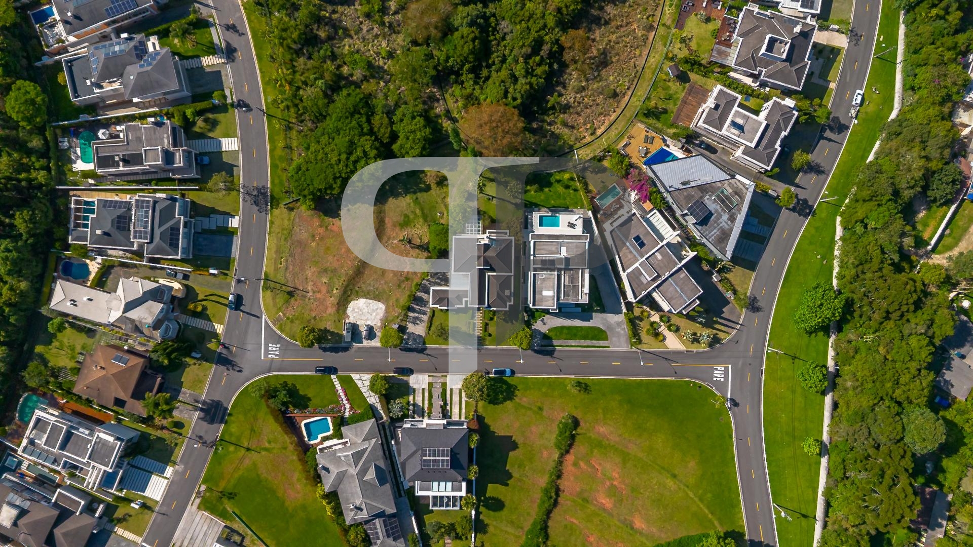 Casa ? venda, 4 dorm, 4 vagas - Alphaville Graciosa, PINHAIS - PR