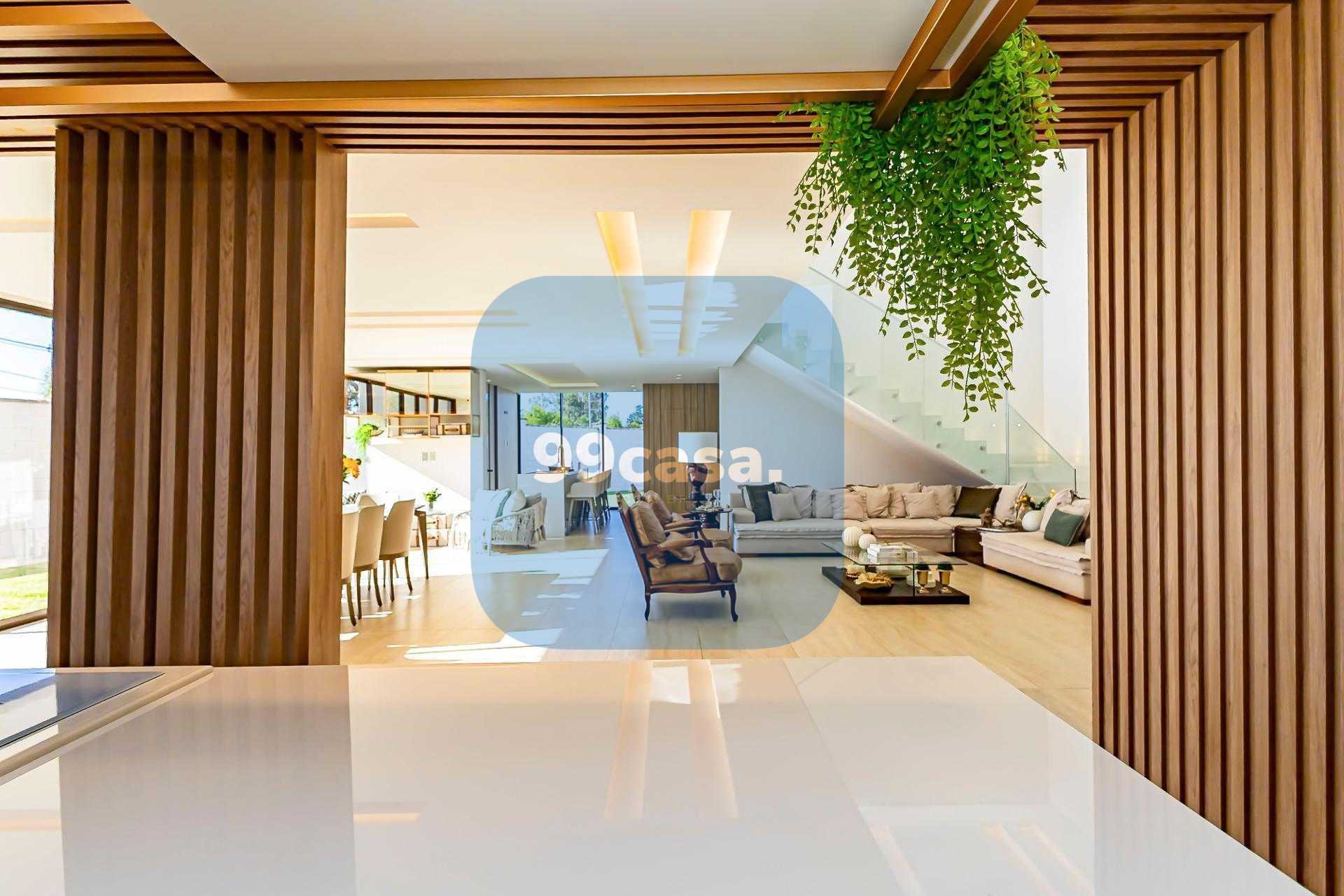 Linda Casa Vista Parque no Alphaville Graciosa, PINHAIS - PR