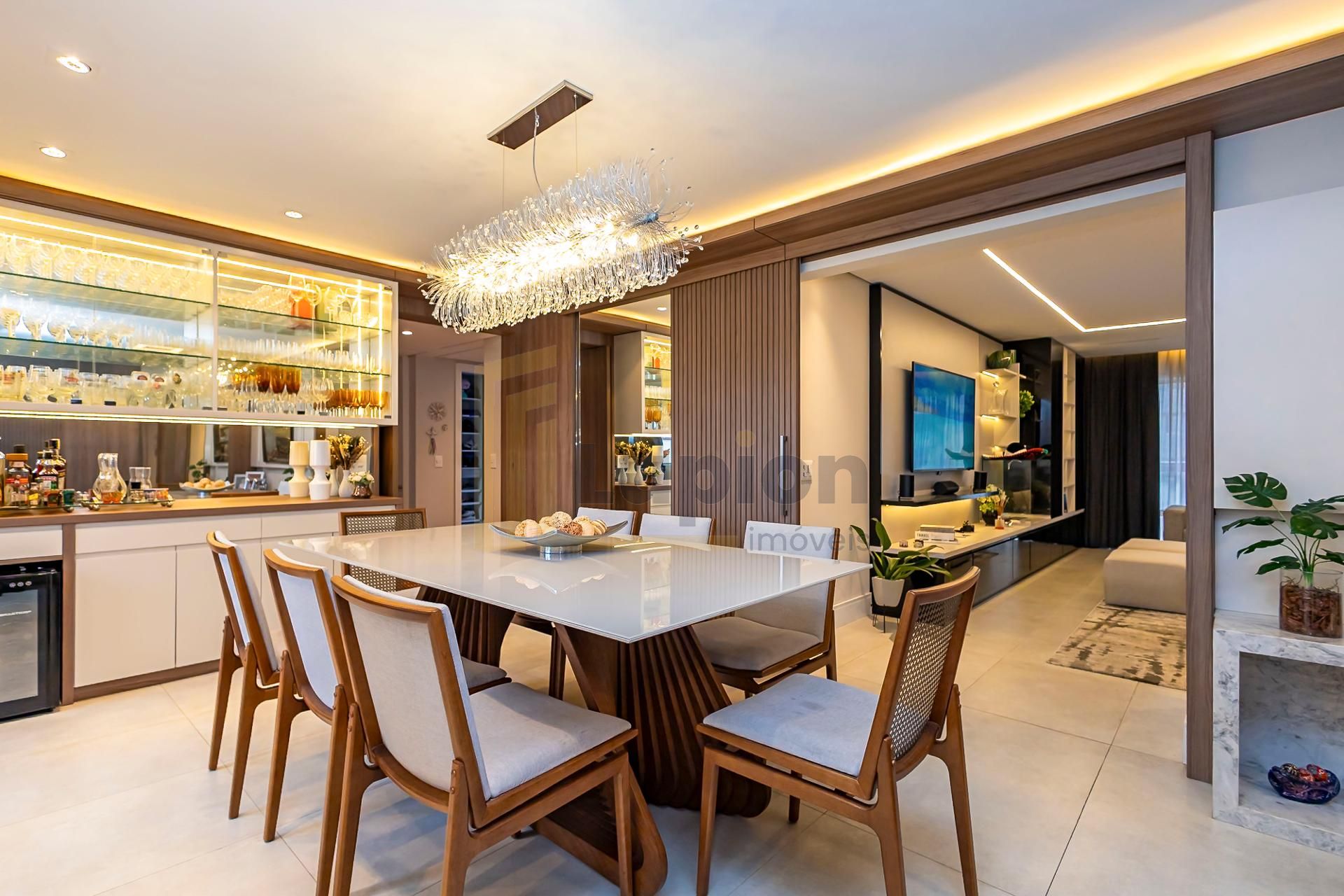 Porteira Fechada no Cabral |183m  Alto Padrão| Ed Rio Ottawa. ...