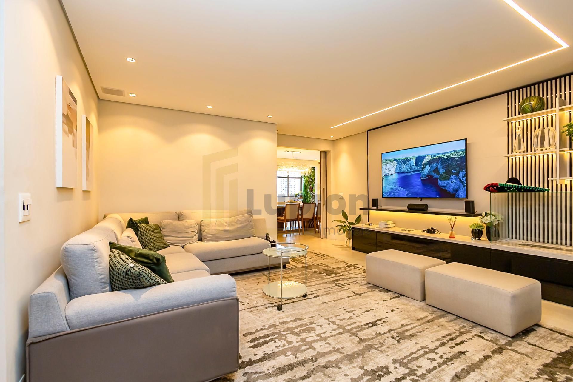 Porteira Fechada no Cabral |183m  Alto Padrão| Ed Rio Ottawa. ...