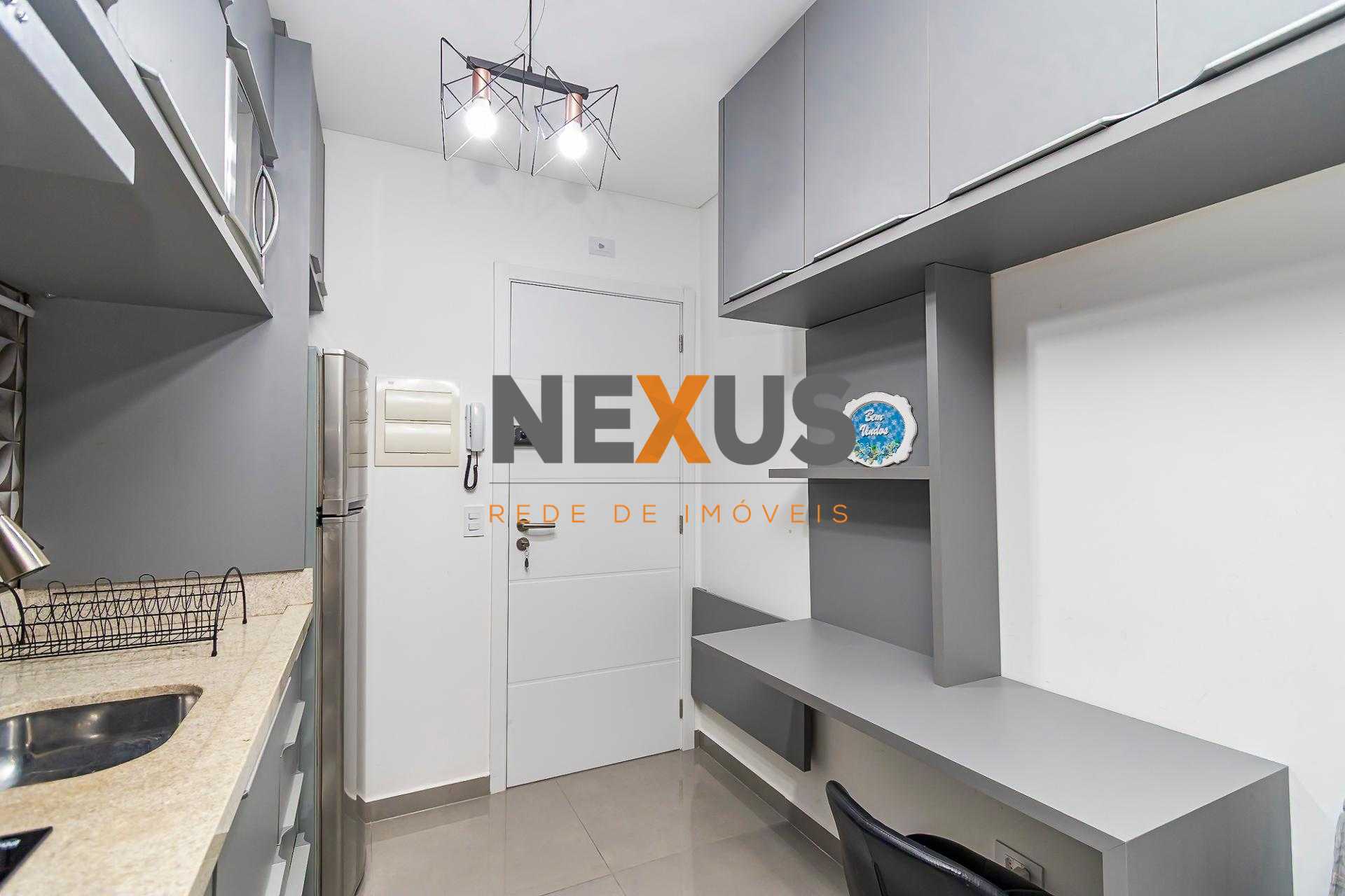 Studio Log  no Centro de Curitiba| Lazer Completo  Piscina, Ac...