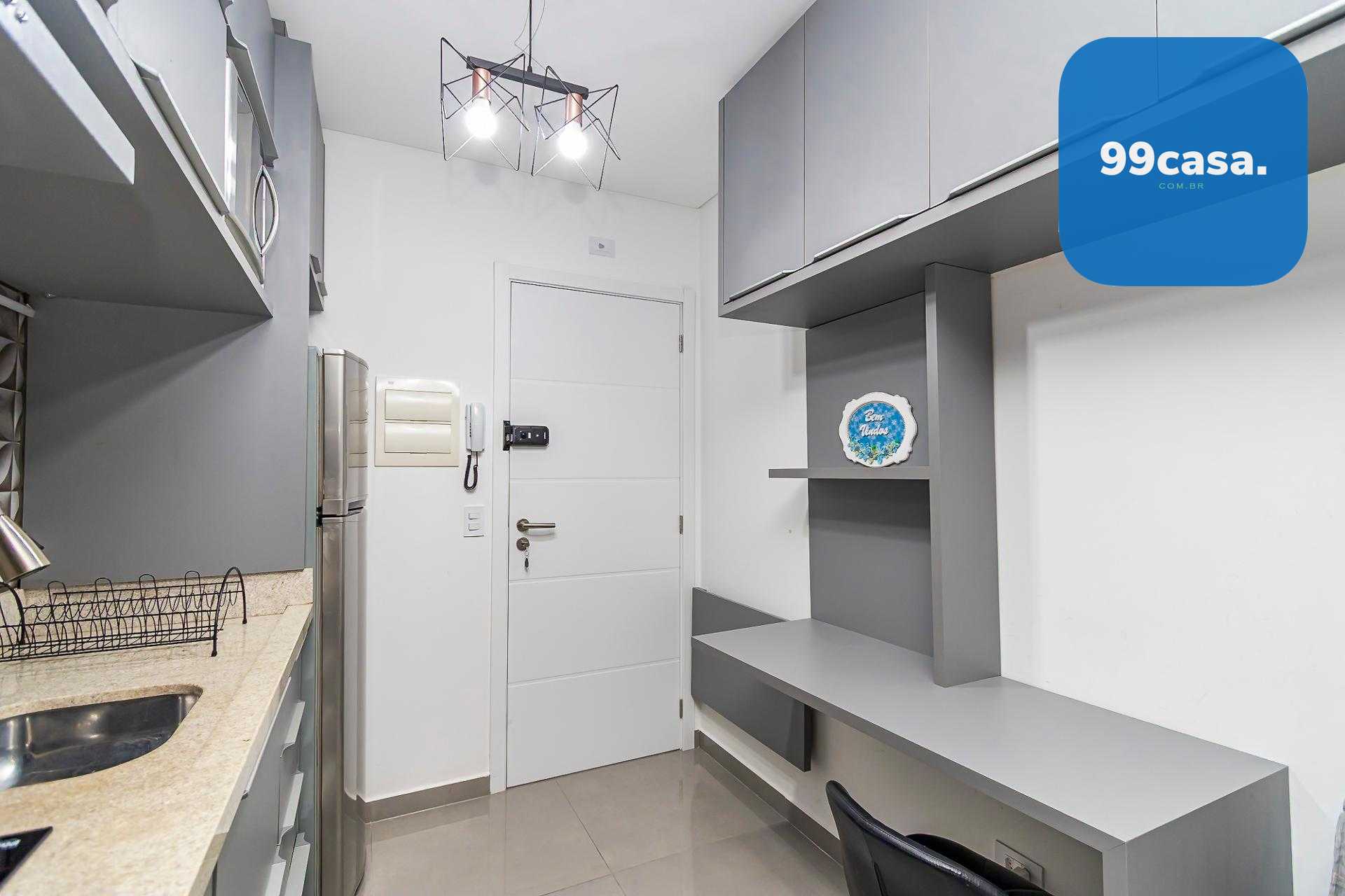 Studio Log  no Centro de Curitiba| Lazer Completo  Piscina, Ac...