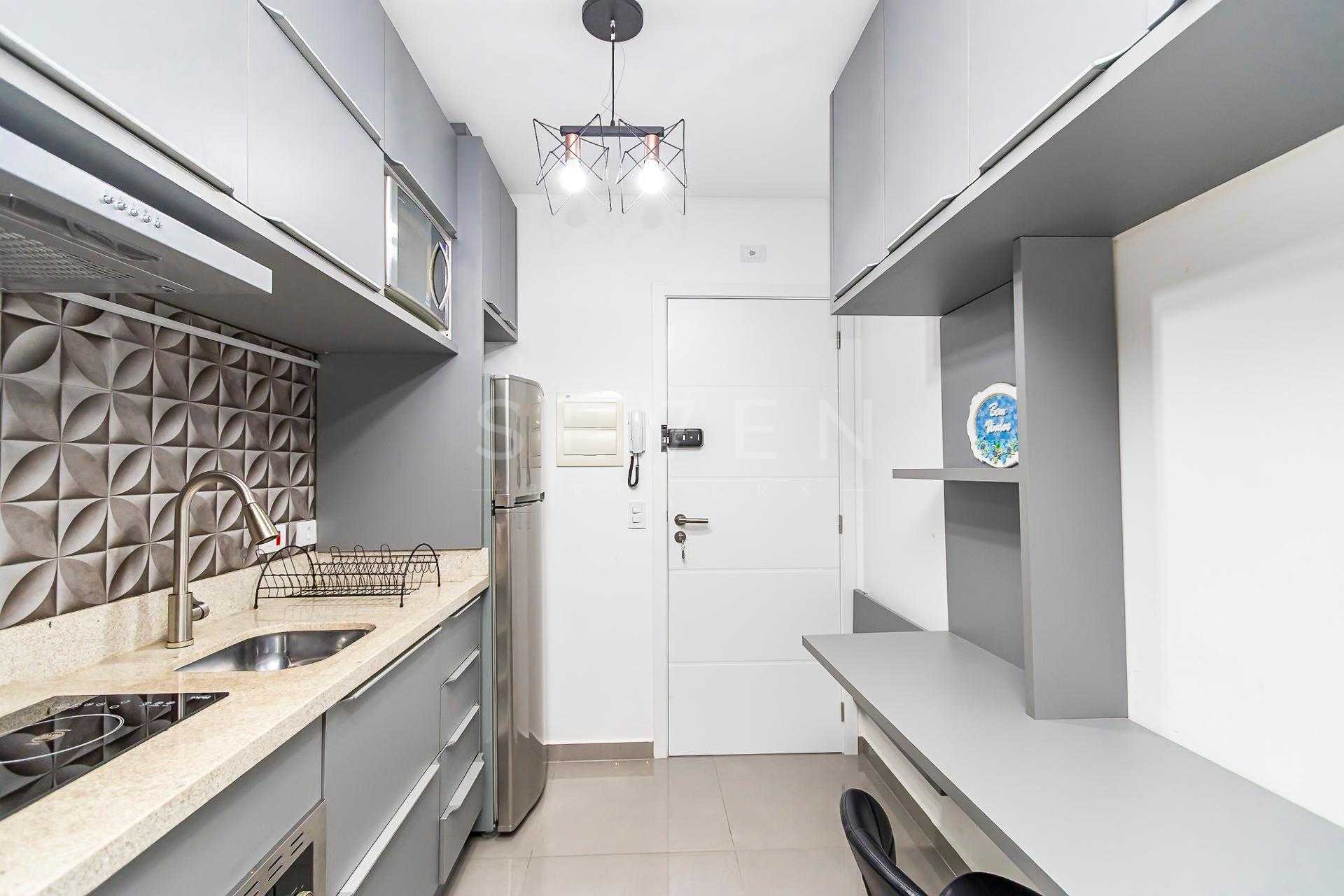 Studio Log  no Centro de Curitiba| Lazer Completo  Piscina, Ac...