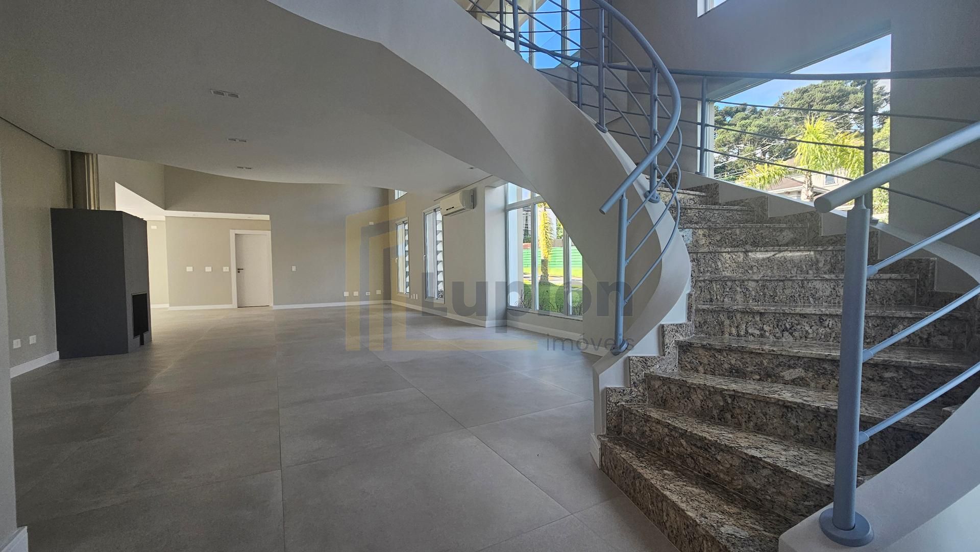 Casa com 4 quartos sendo 3 no térreo, com 435m2, Alphaville Gr...