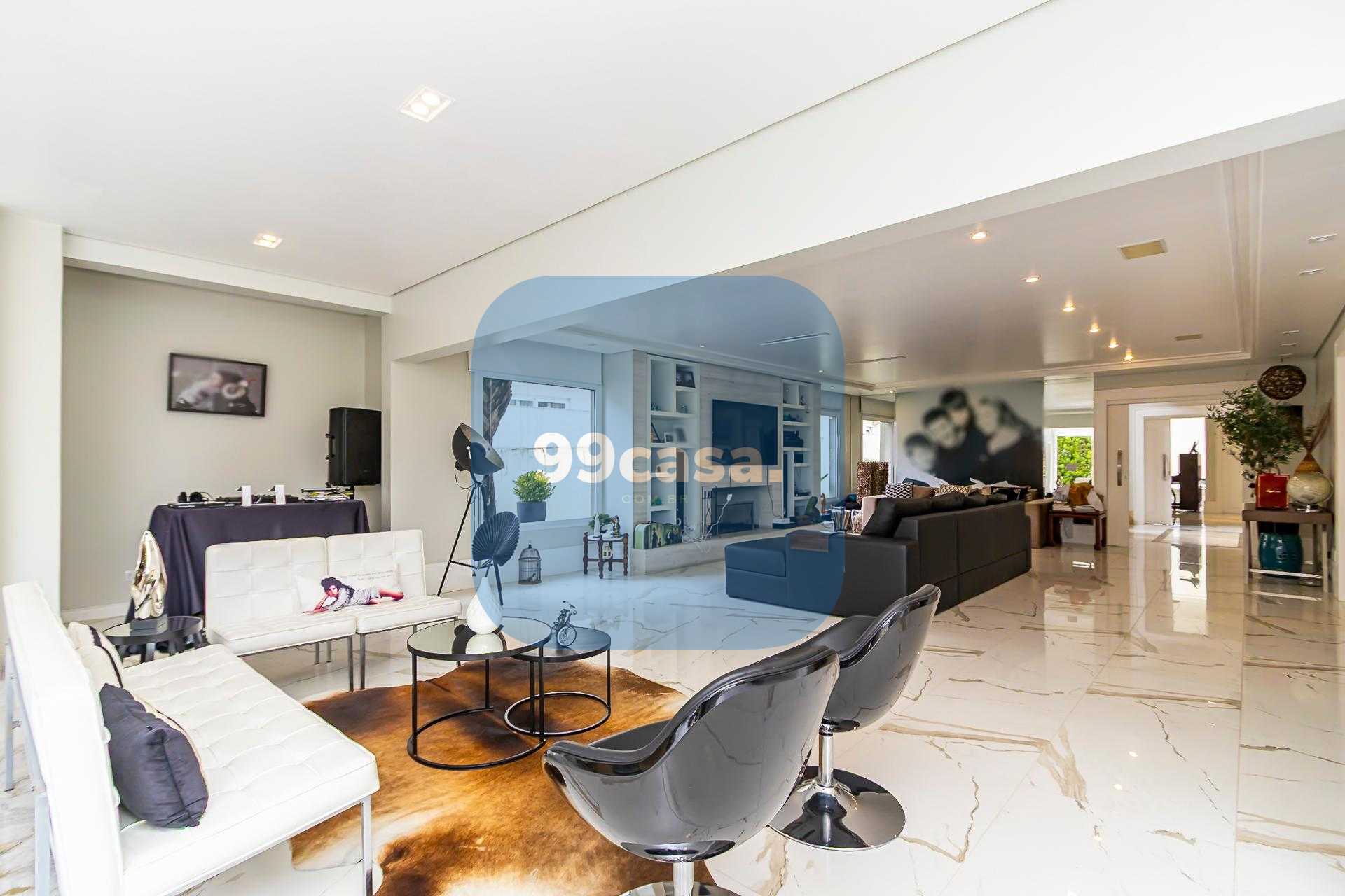 Casa à venda com 5 quartos, sendo 2 suítes em Alphaville Graci...