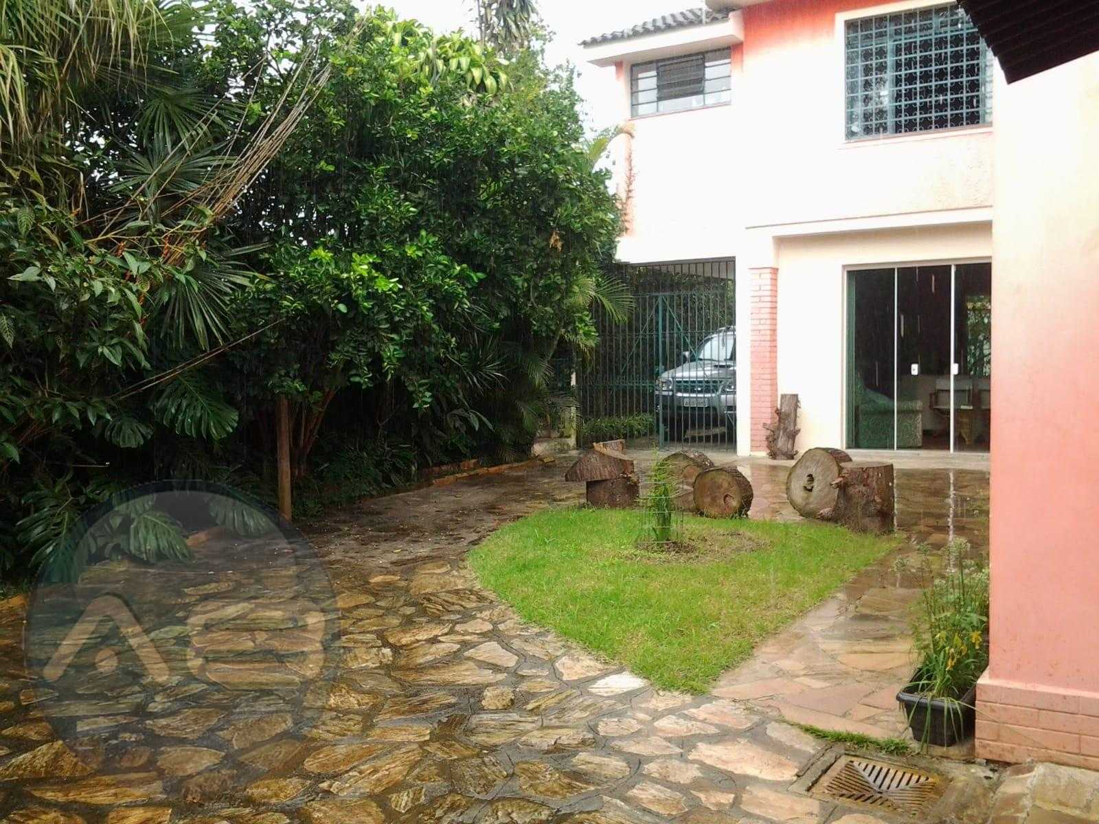 Casa para Locação 4 quartos 4 vagas Hugo Lange, CURITIBA - PR