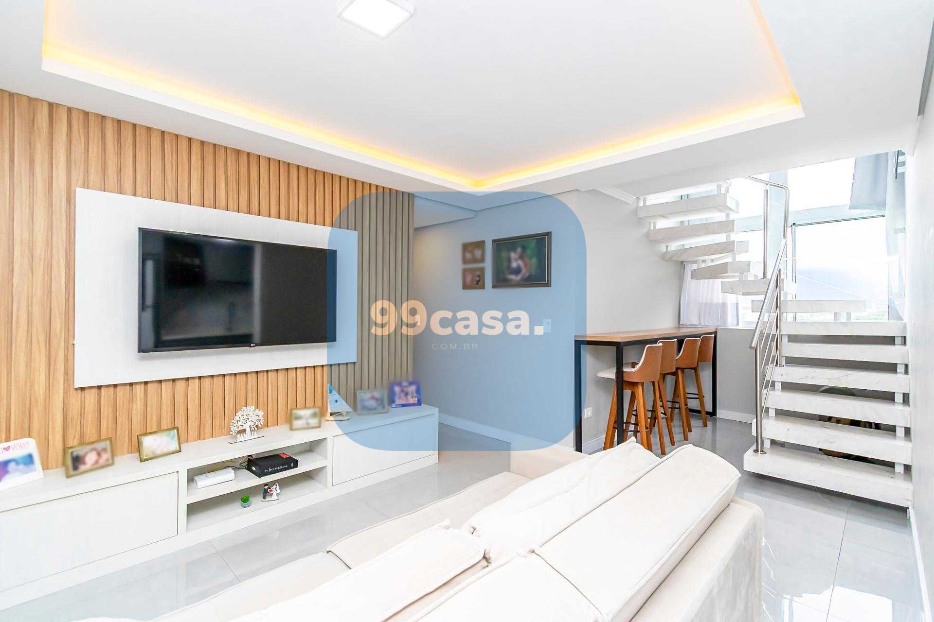 Lomas de Navarra  Mans?o Luxuosa com 4 Su?tes, Piscina e Conex...