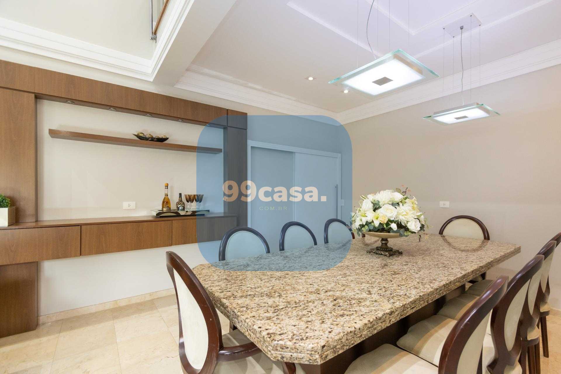 Linda residência de 5 dorm 4 vagas cobertas no Alphaville Grac...