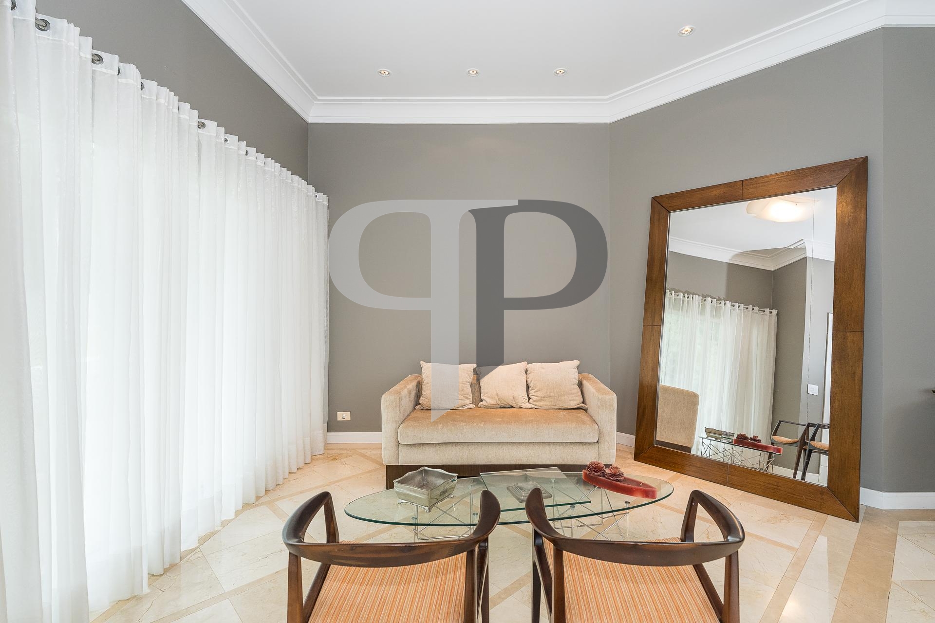 Linda Casa à venda 492m2 , Alphaville Graciosa, PINHAIS - PR
