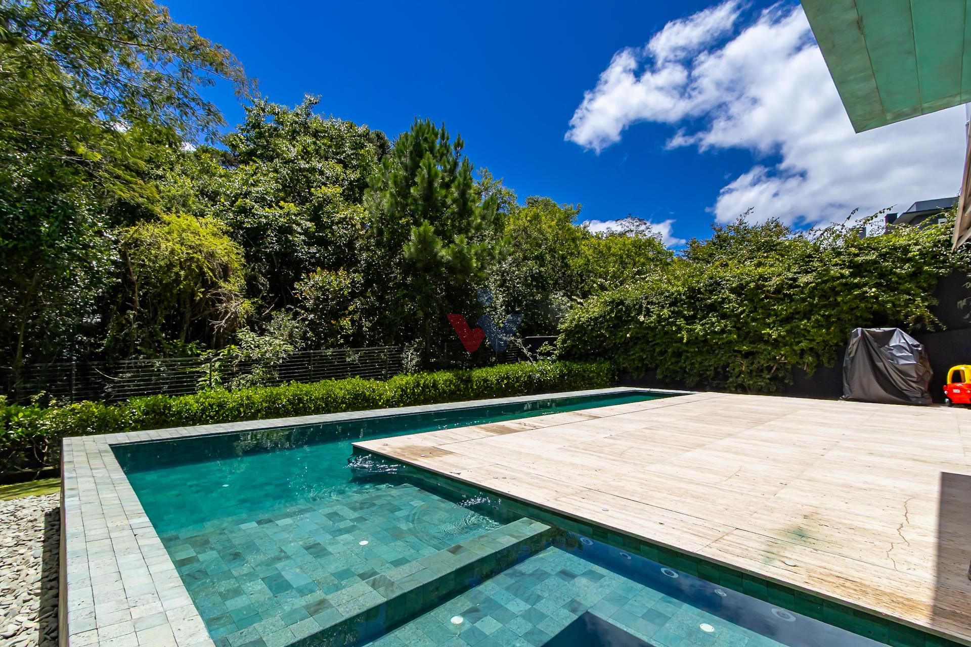 Casa à venda, alto padrão, Alphaville Graciosa, com 4 suítes, ...