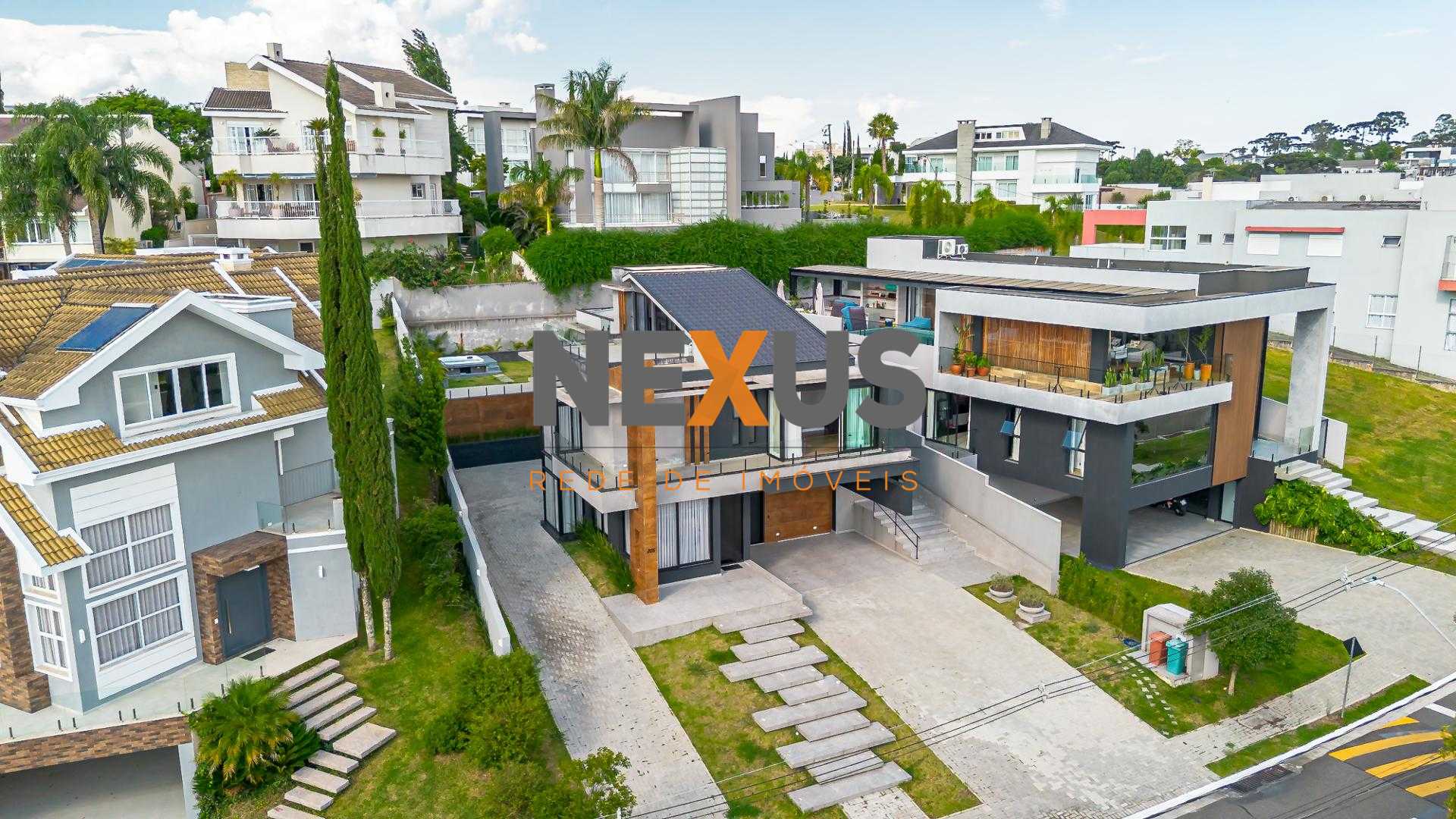 Casa com 3 quartos, 416 m  - Alphaville Graciosa - Pinhais PR