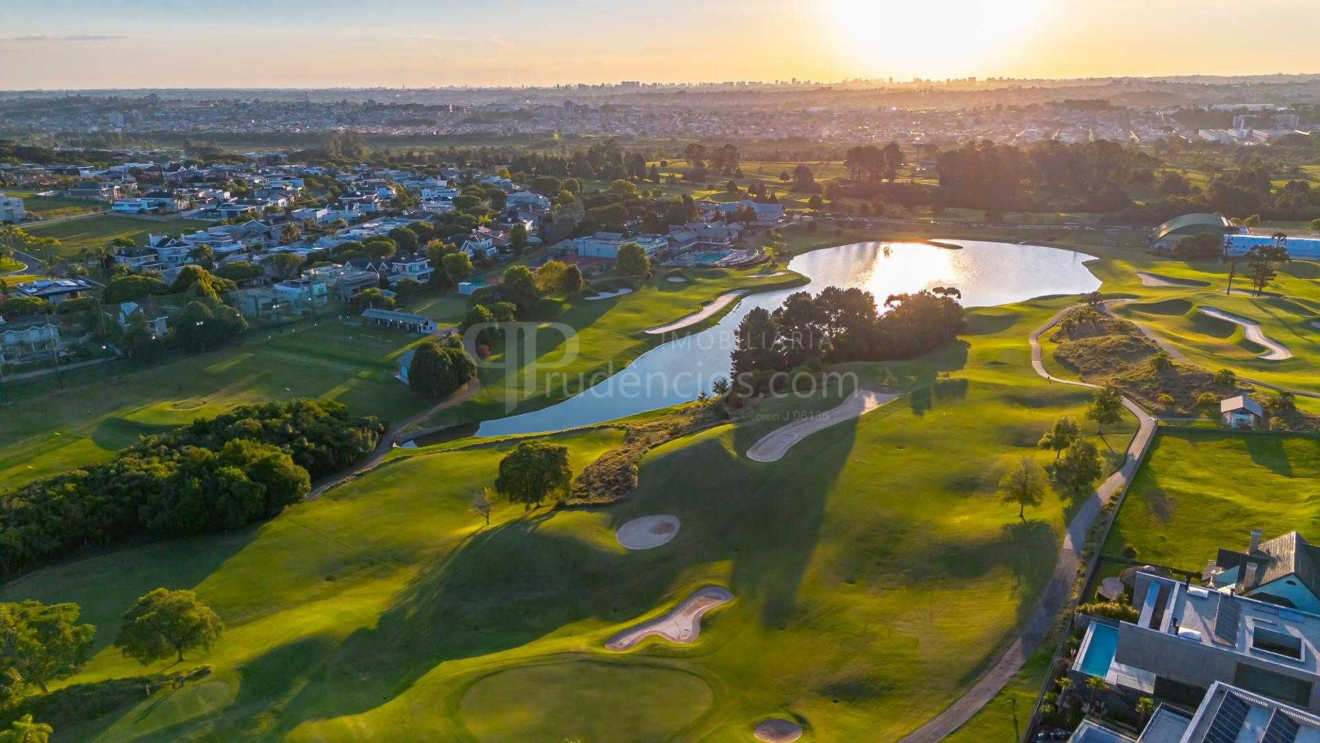 Casa VISTA GOLF com 4 dormitórios à venda no Alphaville Gracio...