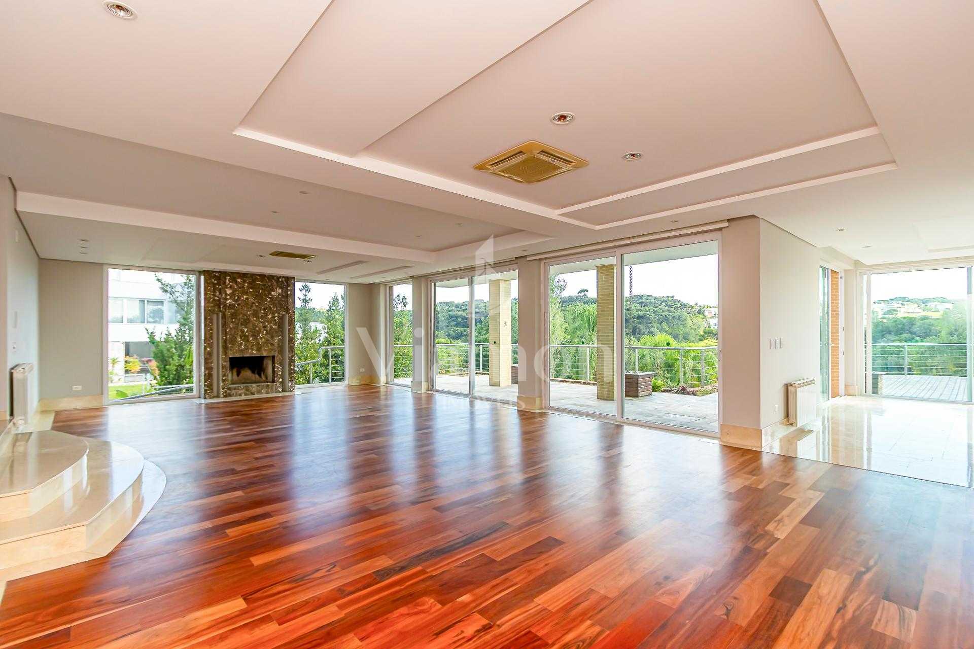 Casa VISTA GOLF com 4 dormitórios à venda no Alphaville Gracio...