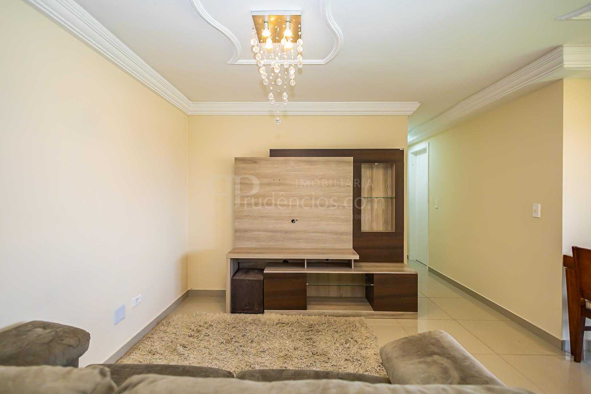Apartamento com 2 dormitórios, Condomínio Grand Chateau, Pinha...