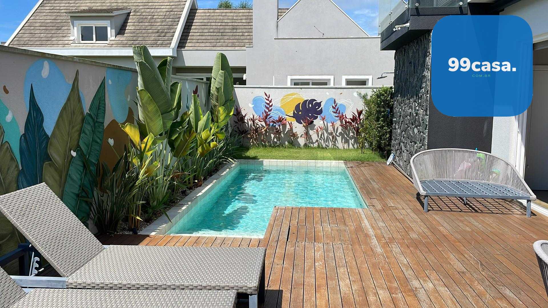 Casa de esquina 4 suítes em Condomínio no BALNEARIO CAMBORIU - SC