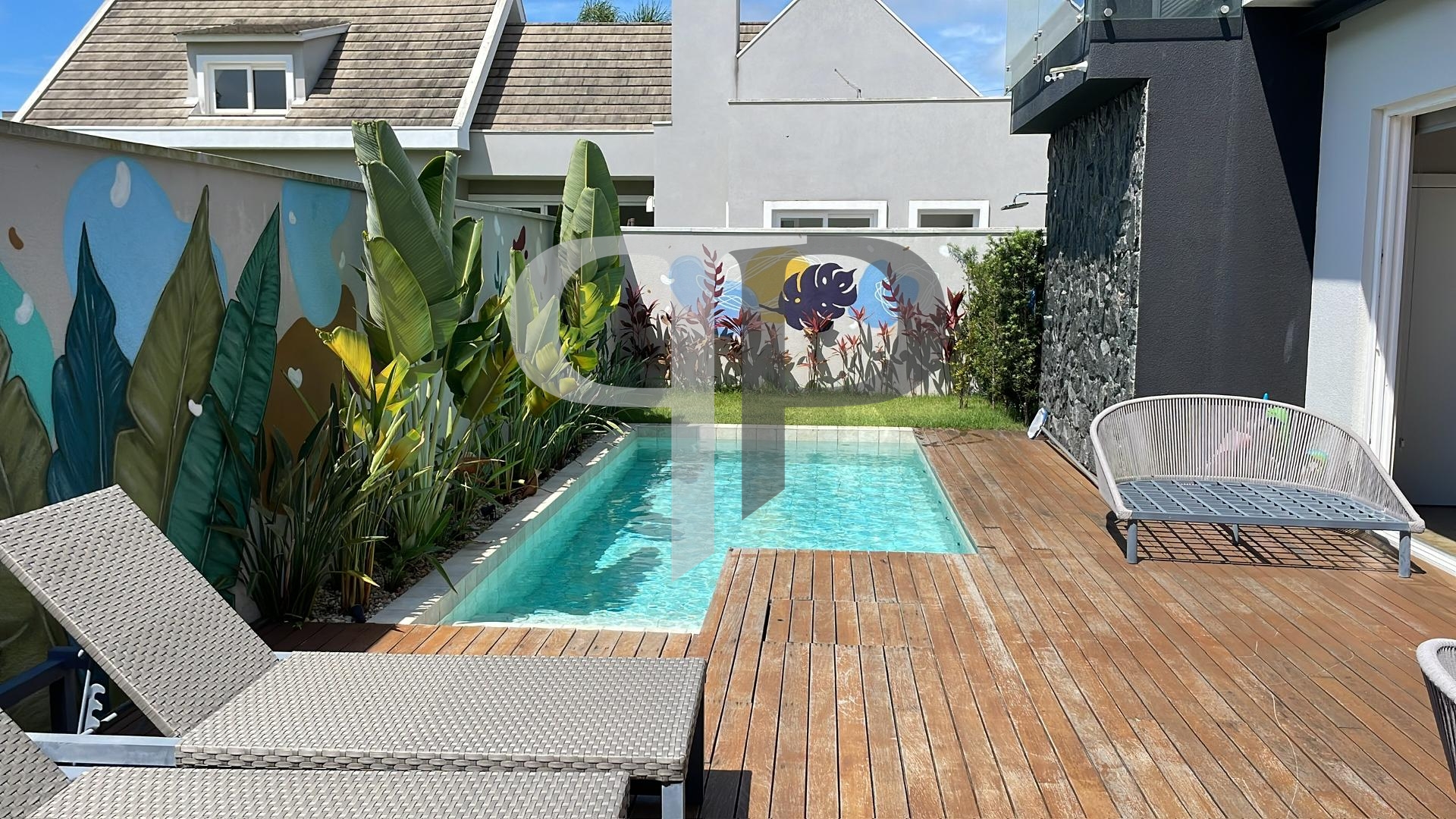 Casa de esquina 4 suÃ­tes em CondomÃ­nio no BALNEARIO CAMBORIU...