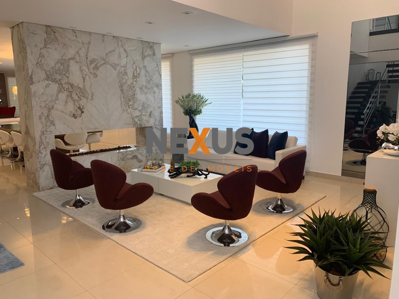 Casa à venda 552m2 e 4 suítes - Alphaville Graciosa, PINHAIS - PR