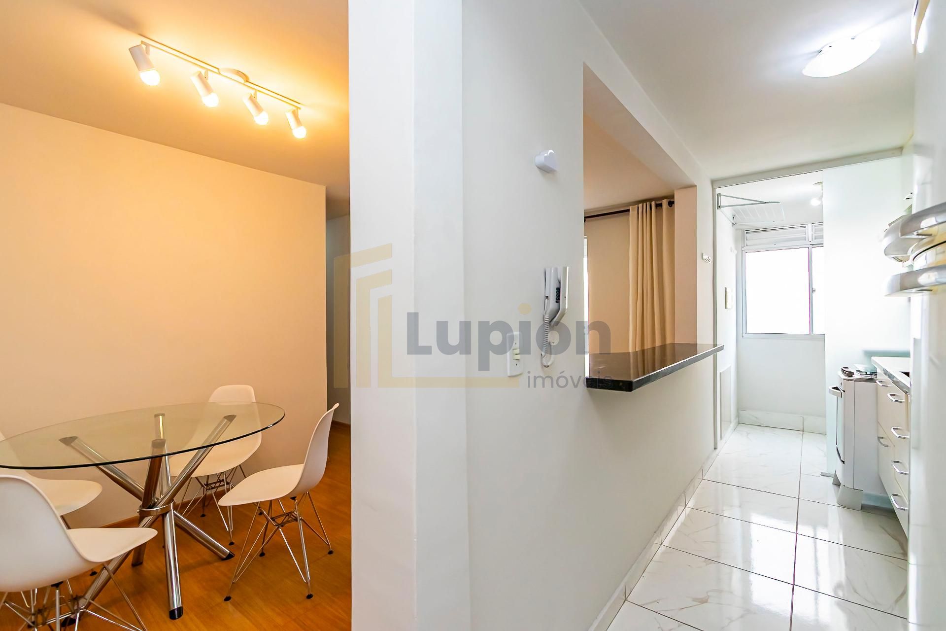 Apartamento Mobiliado 3 Quartos no Cristo Rei Ed. Spazio Conqu...