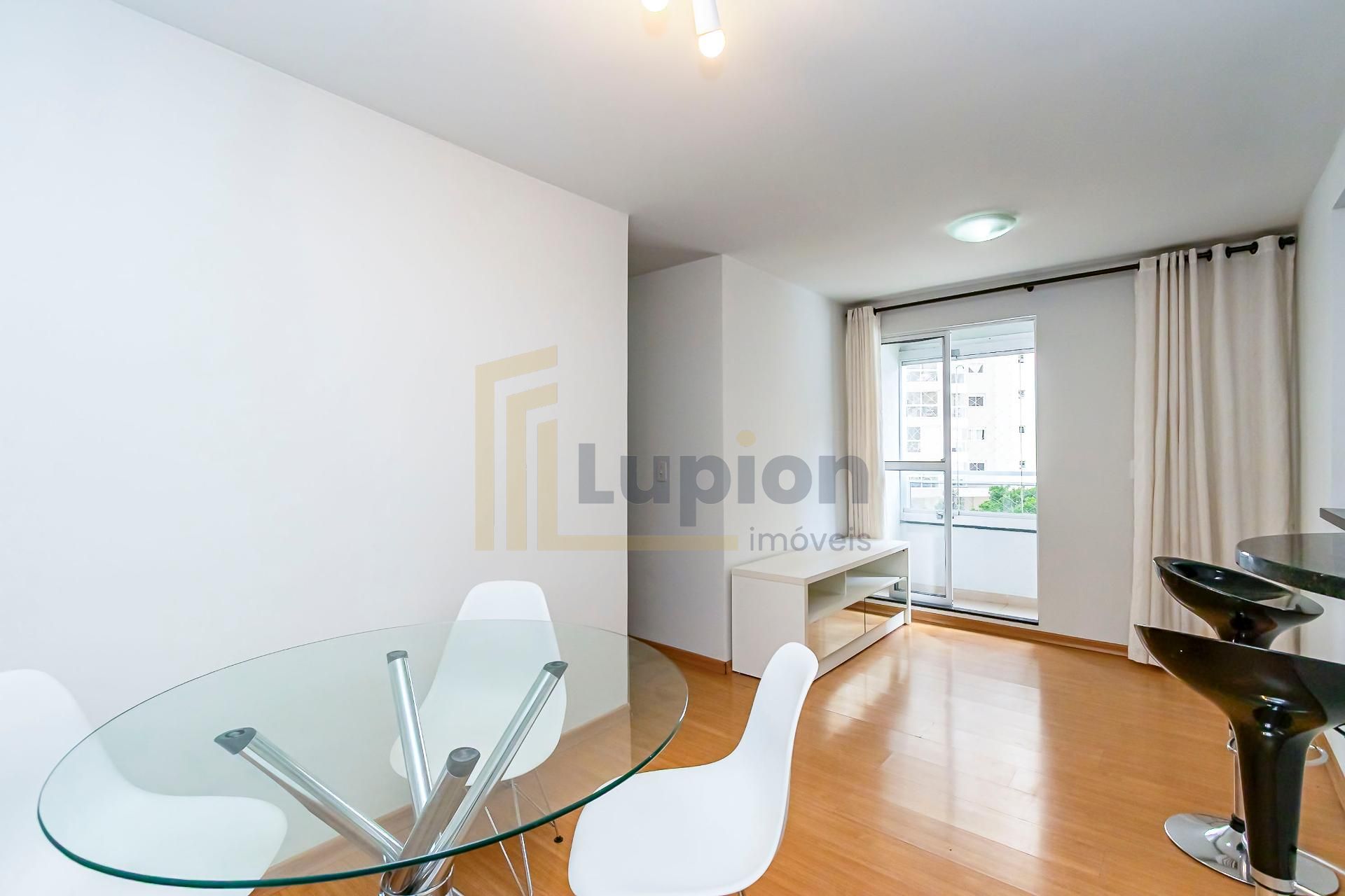 Apartamento Mobiliado 3 Quartos no Cristo Rei Ed. Spazio Conqu...