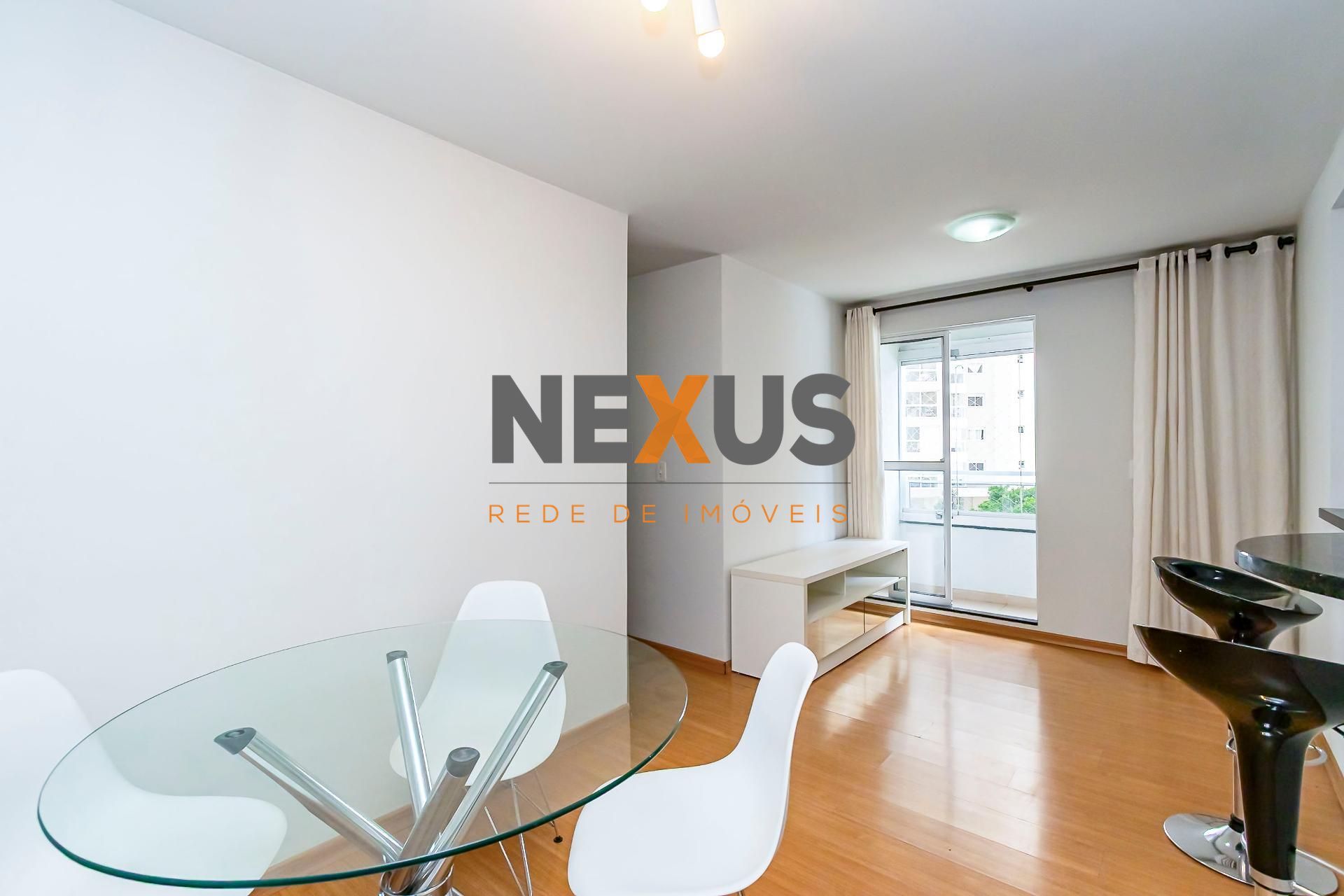 Apartamento Mobiliado 3 Quartos no Cristo Rei Ed. Spazio Conqu...