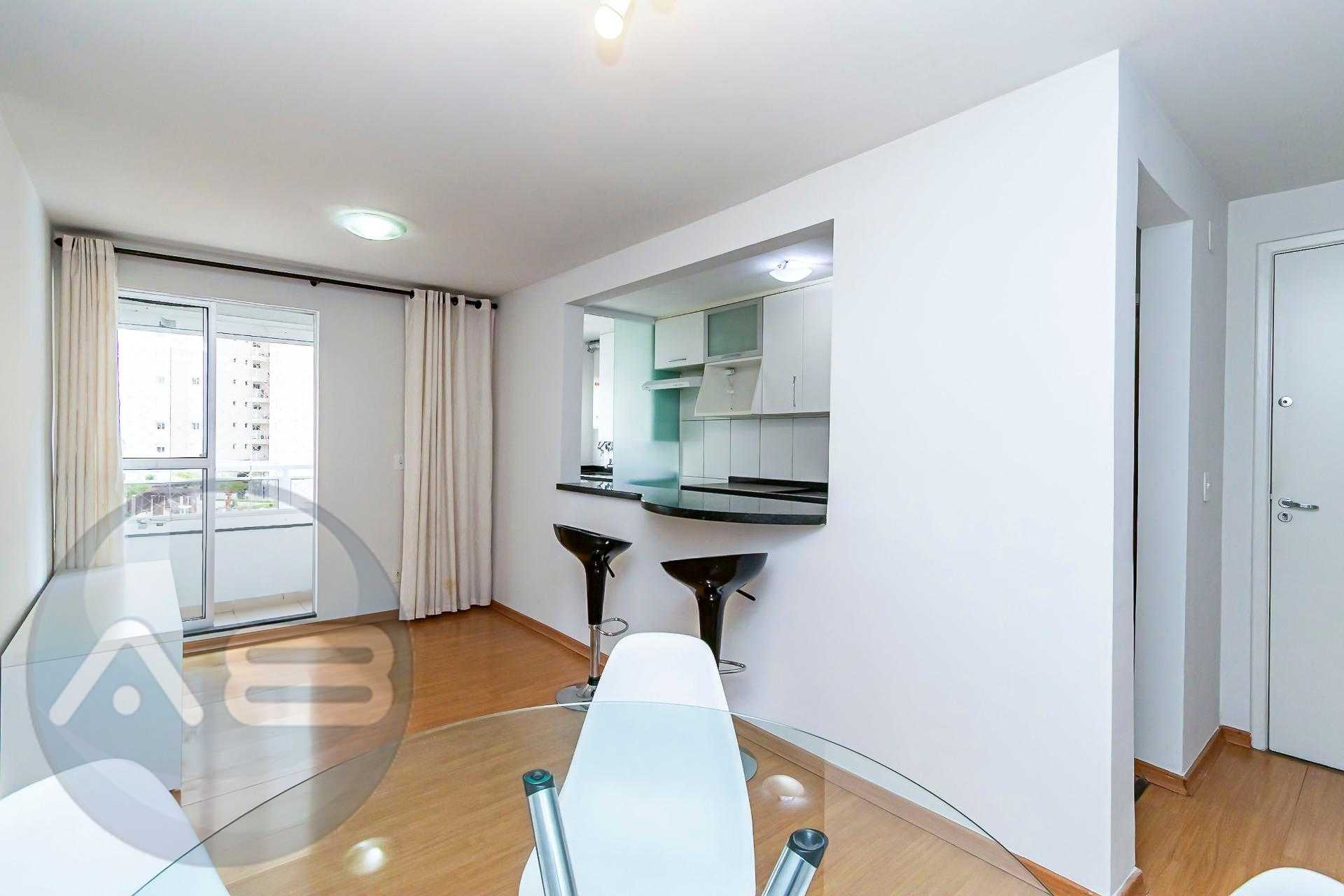 Apartamento Mobiliado 3 Quartos no Cristo Rei Ed. Spazio Conqu...