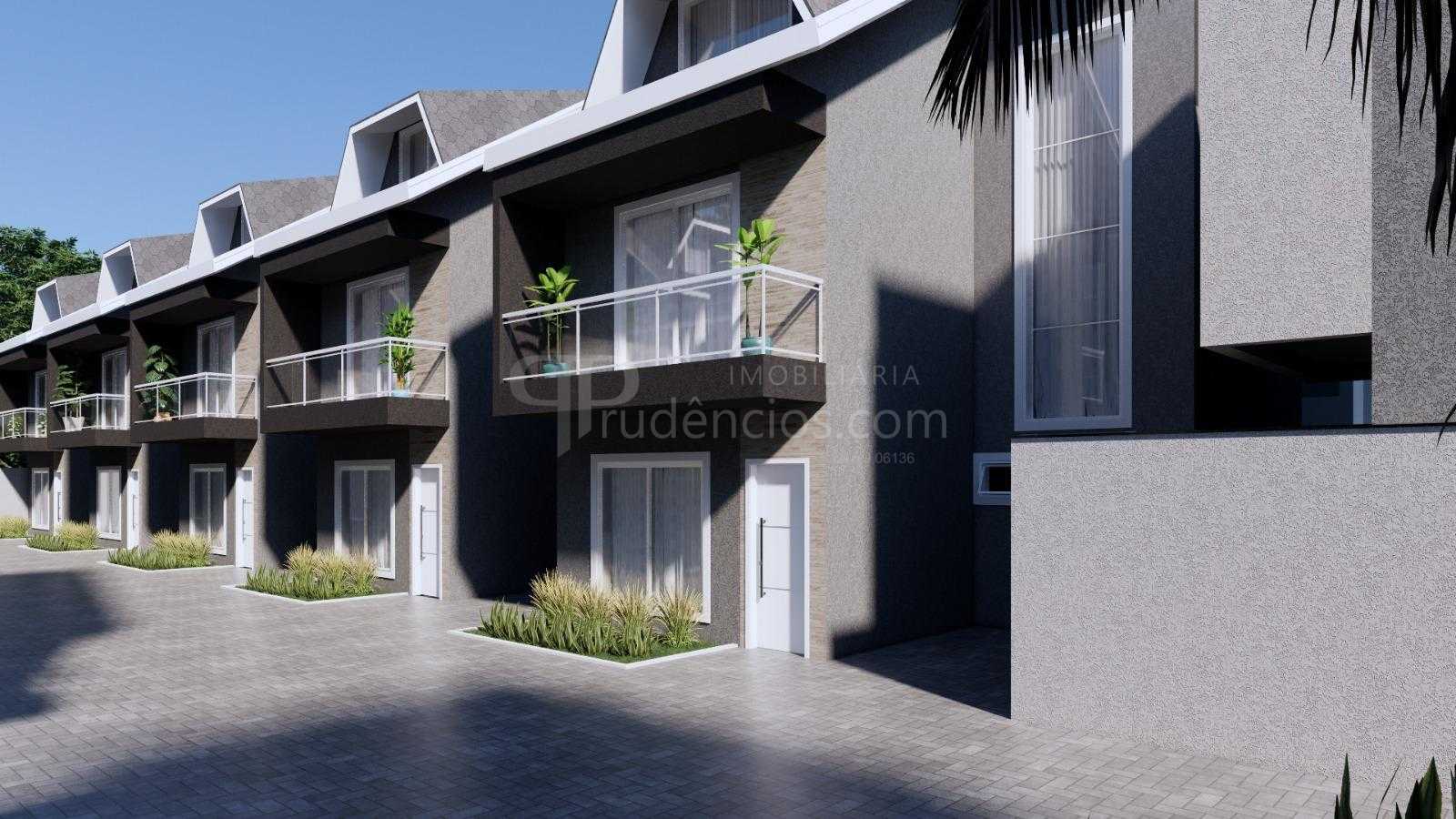 Sobrado tríplex à venda, Uberaba, CURITIBA - PR