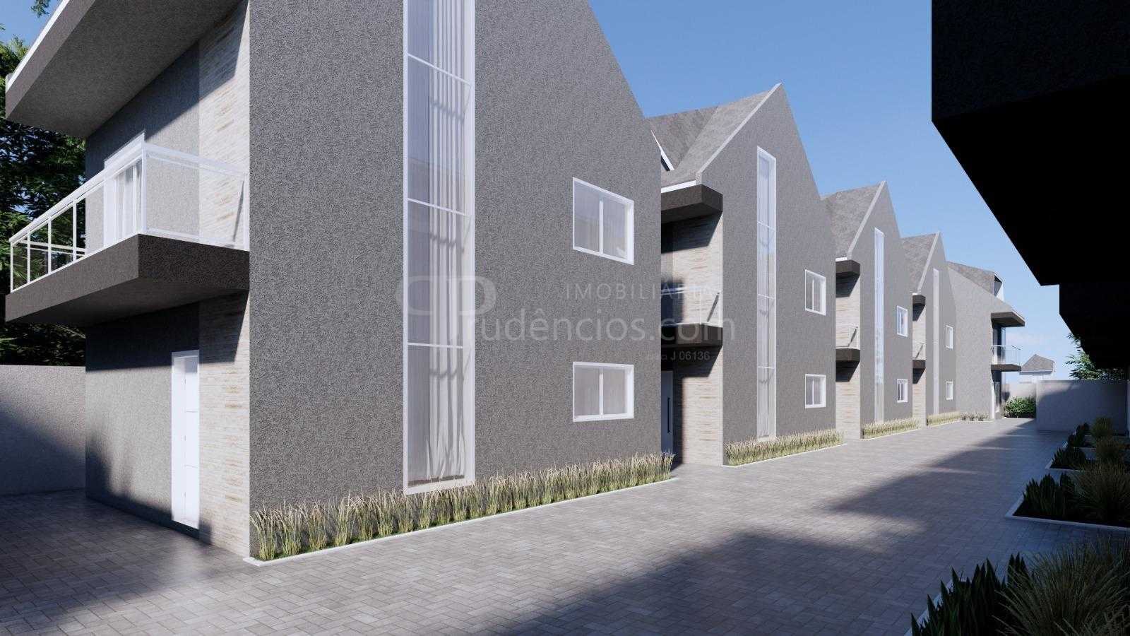 Sobrado tríplex à venda, Uberaba, CURITIBA - PR