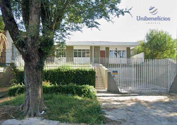 Casa à venda com terreno de 607m2 no Guabirotuba, CURITIBA - PR