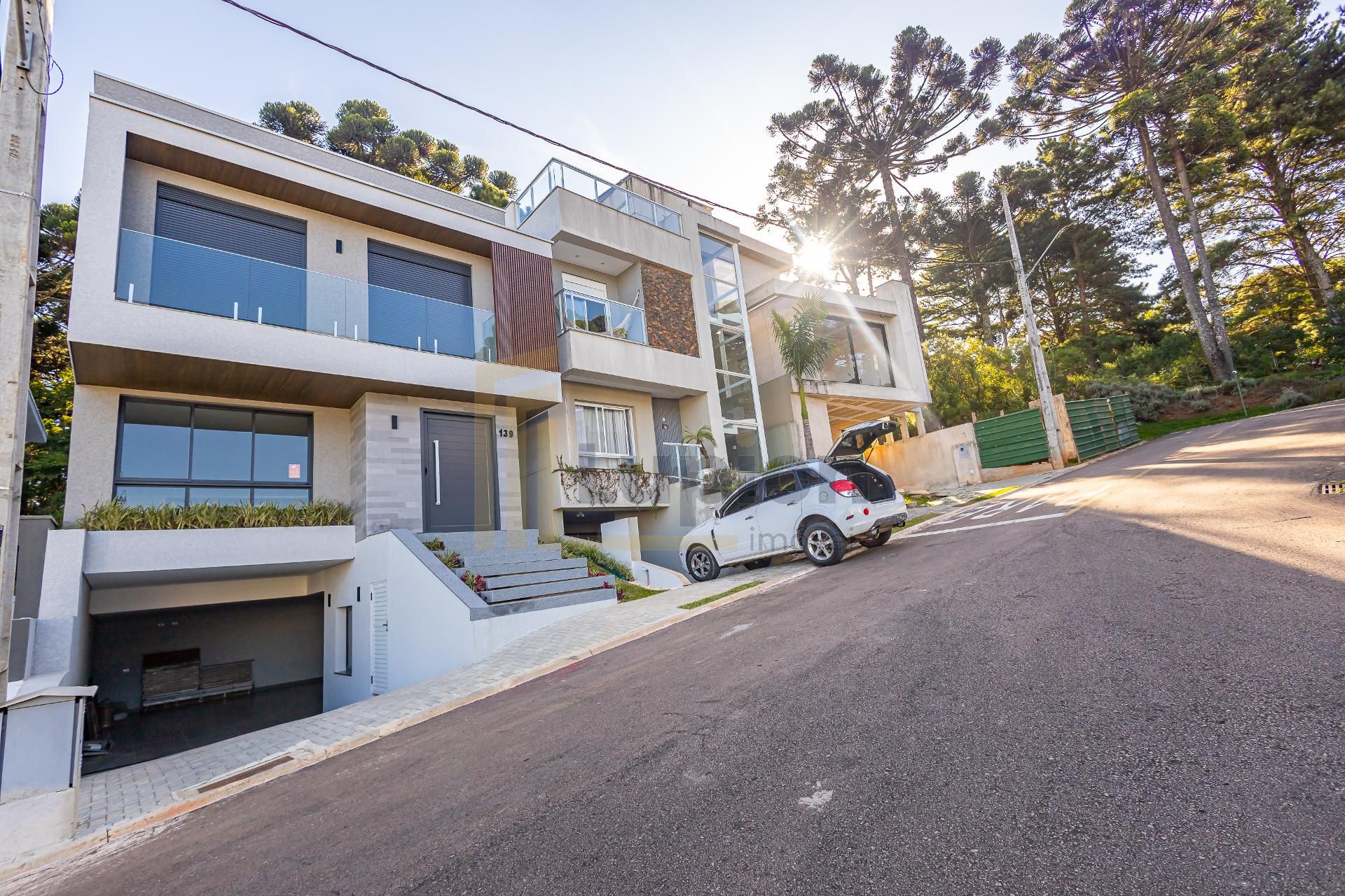 Casa à venda 230m2 privativos, santa cândida, CURITIBA - PR