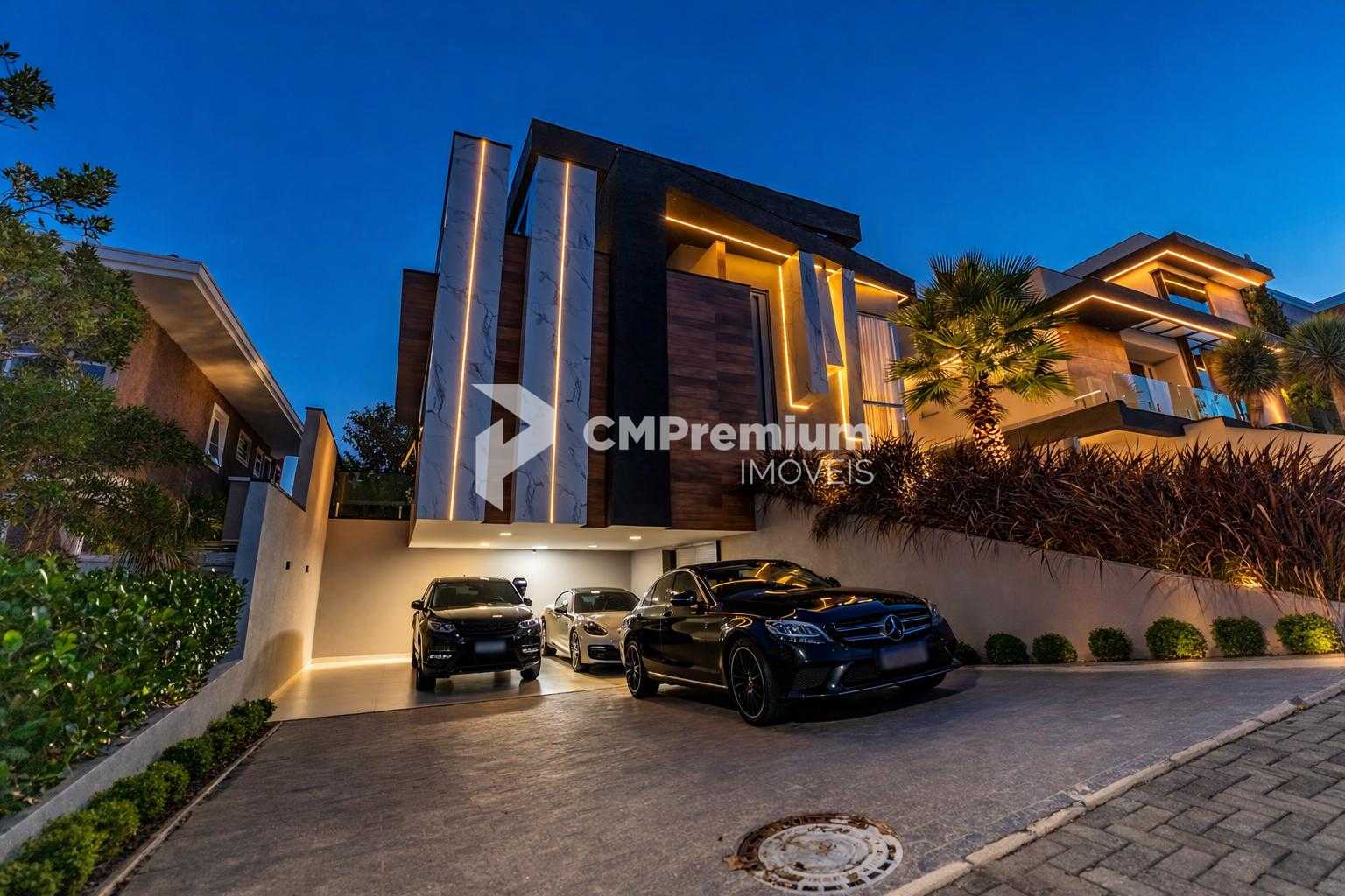 Casa Térrea no Condomínio Pineland  350m  Porteira Fechada e P...