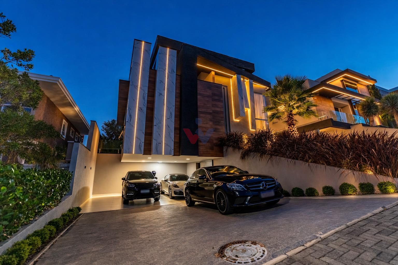 Casa Térrea no Condomínio Pineland  350m  Porteira Fechada e P...