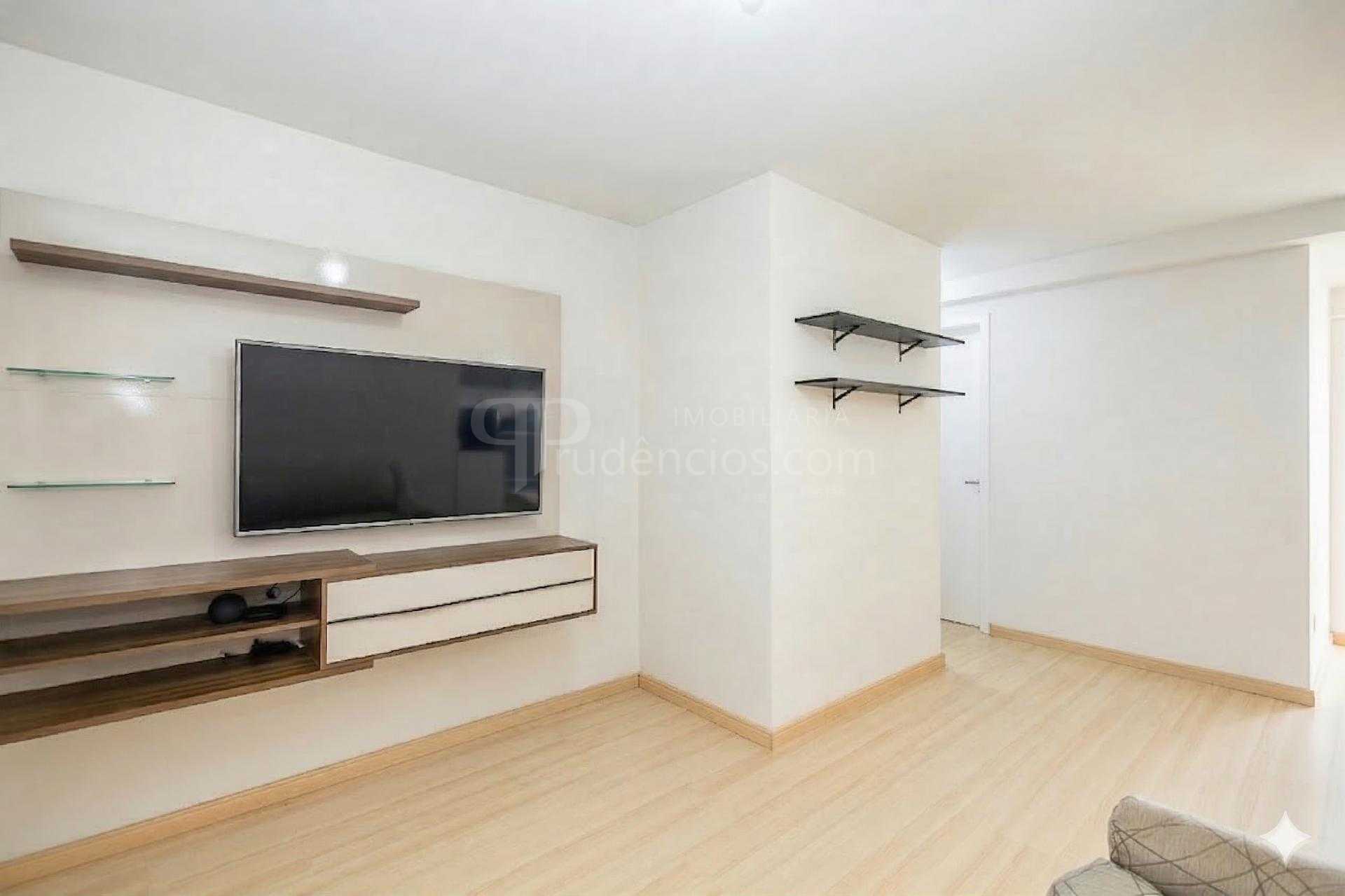Apartamento com 2 dormitórios,  Condomínio Grand Chateau, Pinh...