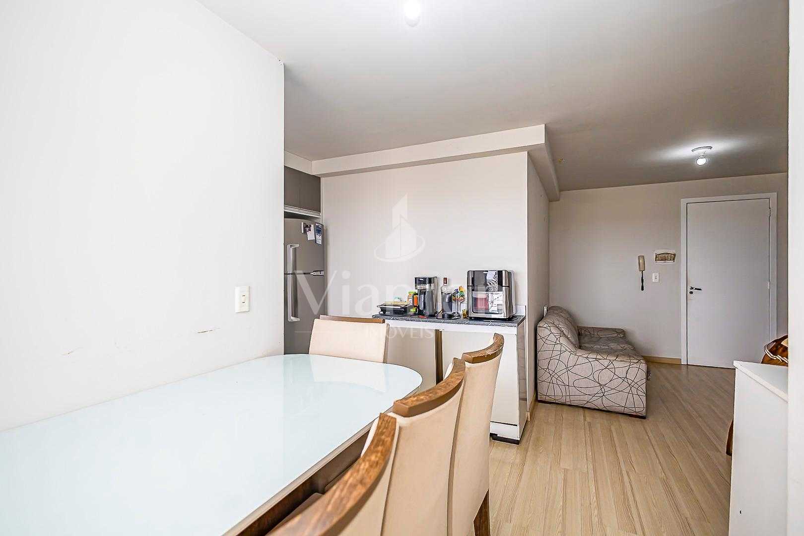 Apartamento com 2 dormitórios,  Condomínio Grand Chateau, Pinh...