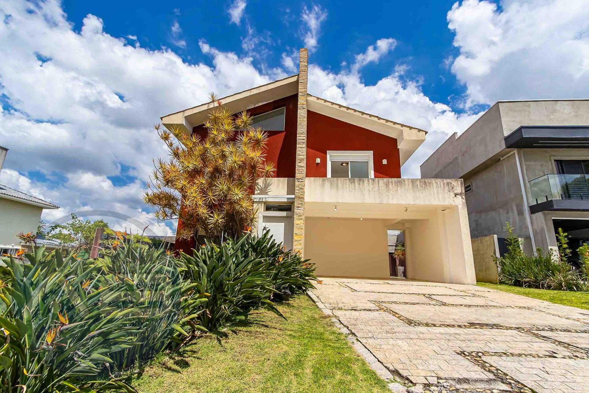 Casa Alto Padrão45 Quartos  3 Suítes  - Condomínio Pinewoods, ...