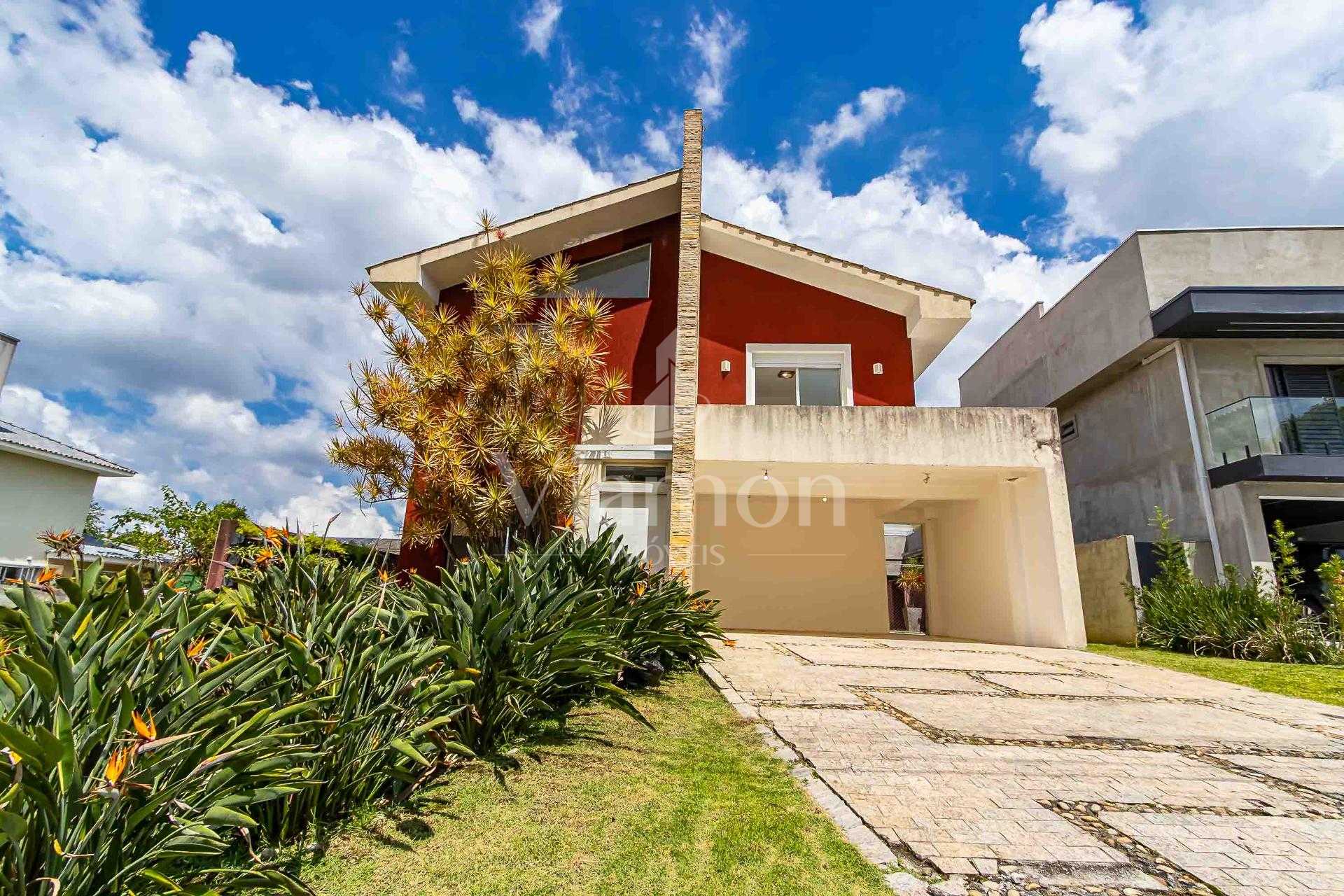 Casa Alto Padrão45 Quartos  3 Suítes  - Condomínio Pinewoods, ...