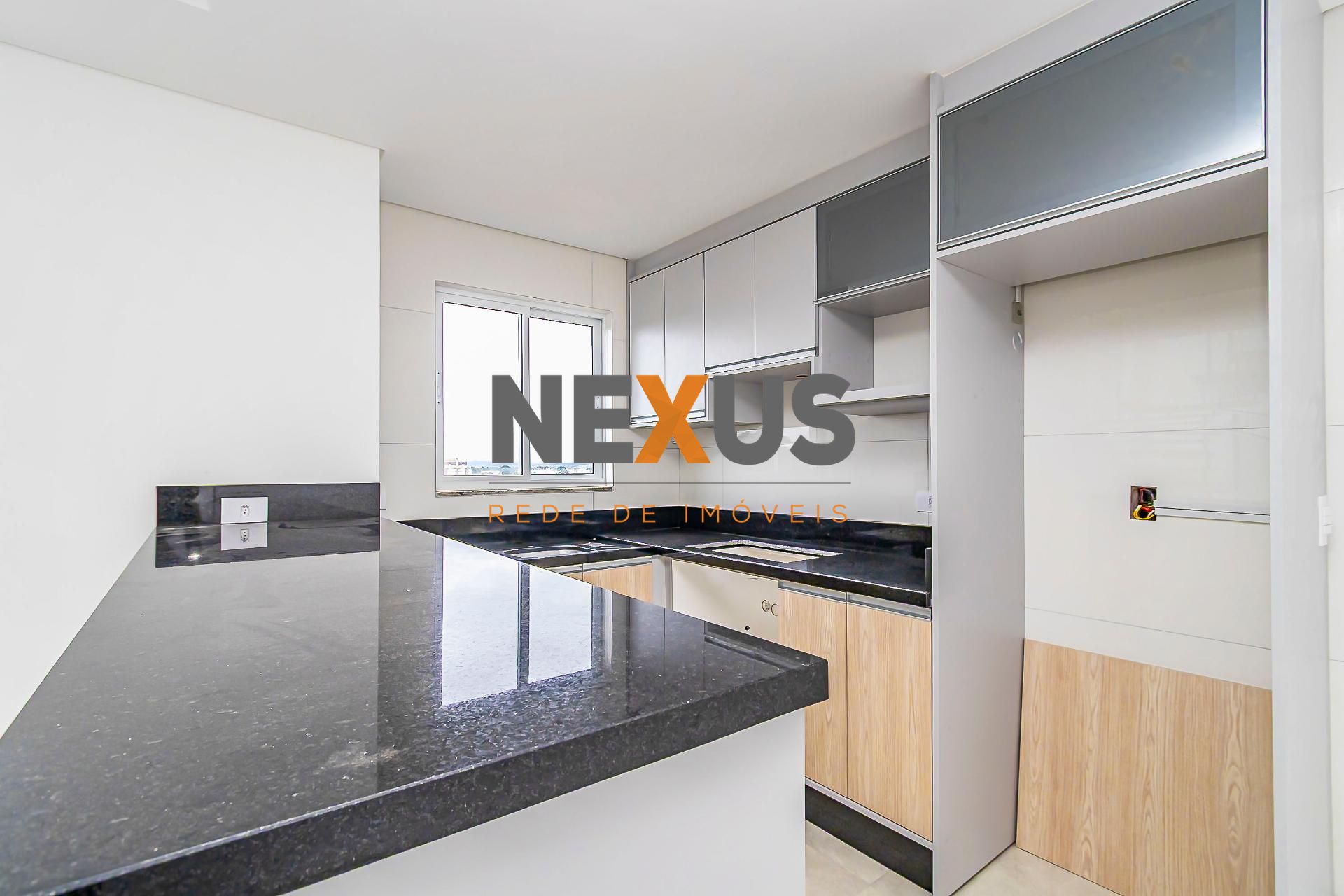 Cobertura Duplex Mobiliada, 136m , 2 Quartos, Terraço, 2 Vagas...