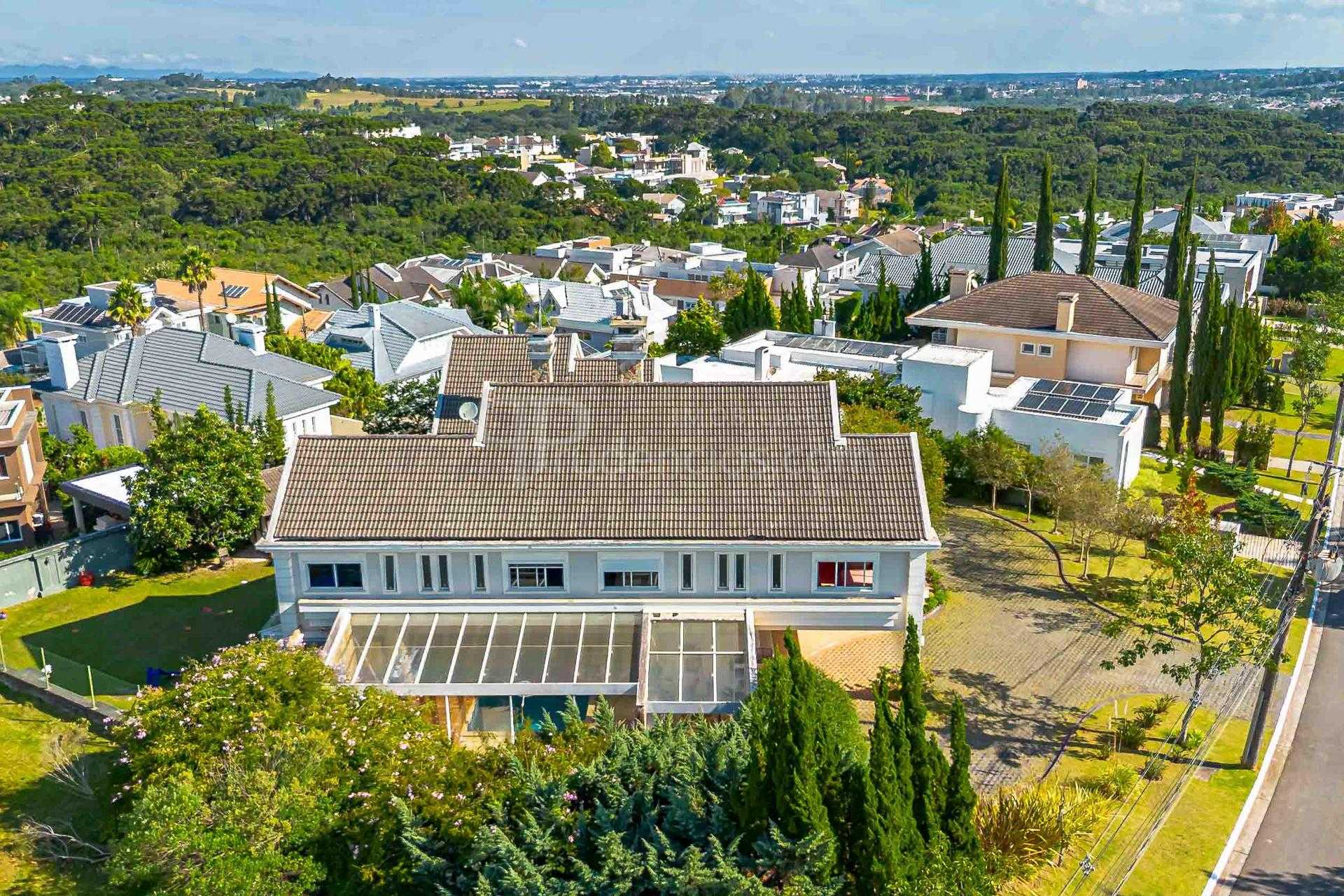 Casa à venda 6 suítes, 687m2 e piscina, Alphaville Graciosa, P...