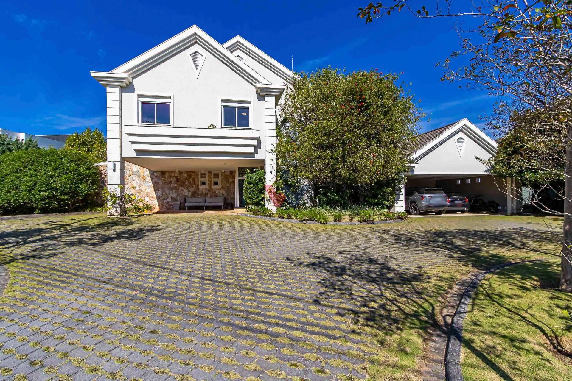 Casa à venda 6 suítes, 687m2 e piscina, Alphaville Graciosa, P...