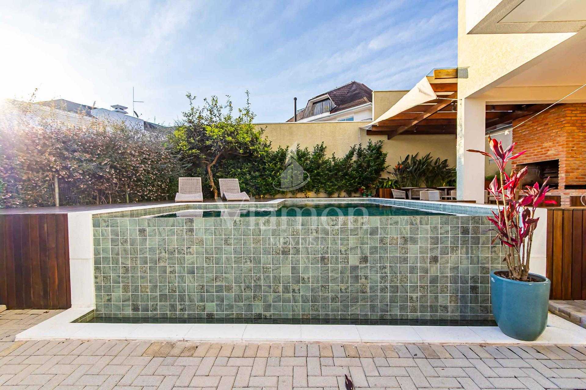 Casa à venda 4 suítes e piscina, Alphaville Graciosa, PINHAIS ...