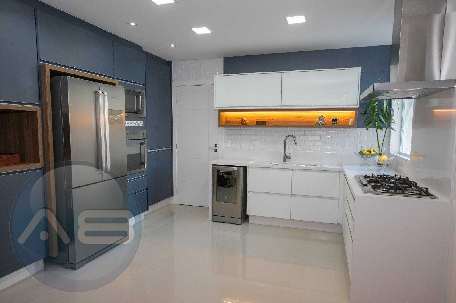 Apartamento 4 dorm à venda - 134m2, Juvevê, CURITIBA - PR