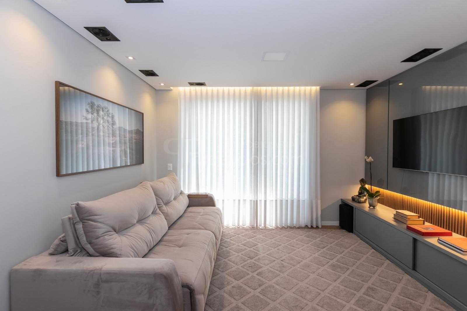 Apartamento 4 dorm à venda - 134m2, Juvevê, CURITIBA - PR