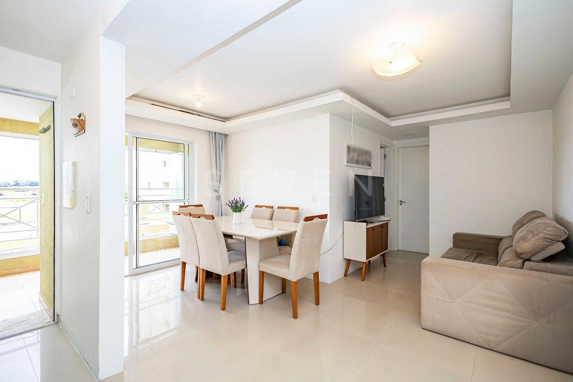 Apartamento com 2 dormitórios,  Condomínio Grand Chateau, Pinh...