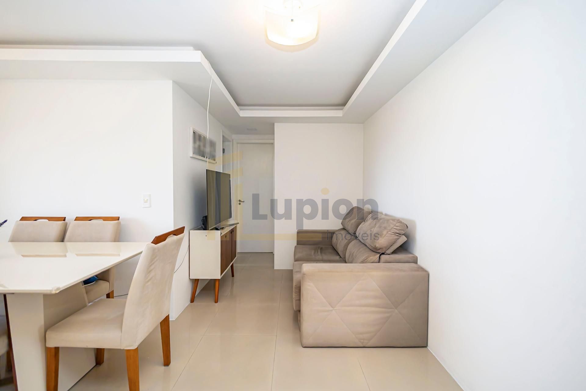 Apartamento com 2 dormitórios,  Condomínio Grand Chateau, Pinh...