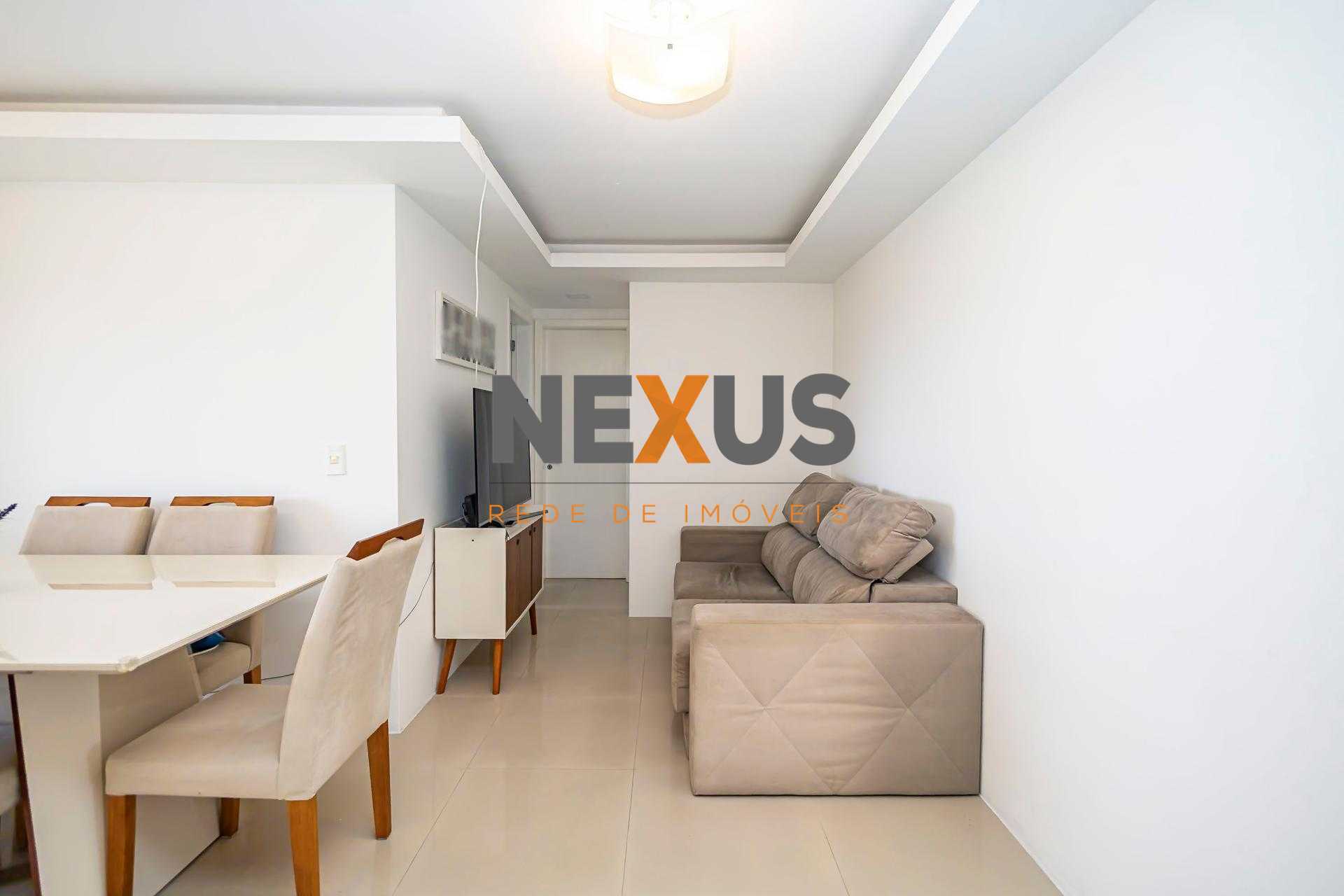 Apartamento com 2 dormitórios,  Condomínio Grand Chateau, Pinh...