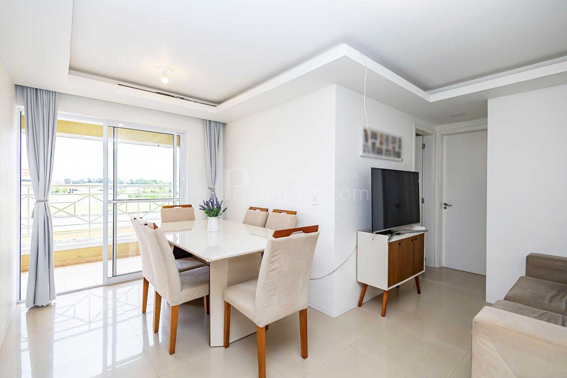 Apartamento com 2 dormitórios,  Condomínio Grand Chateau, Pinh...