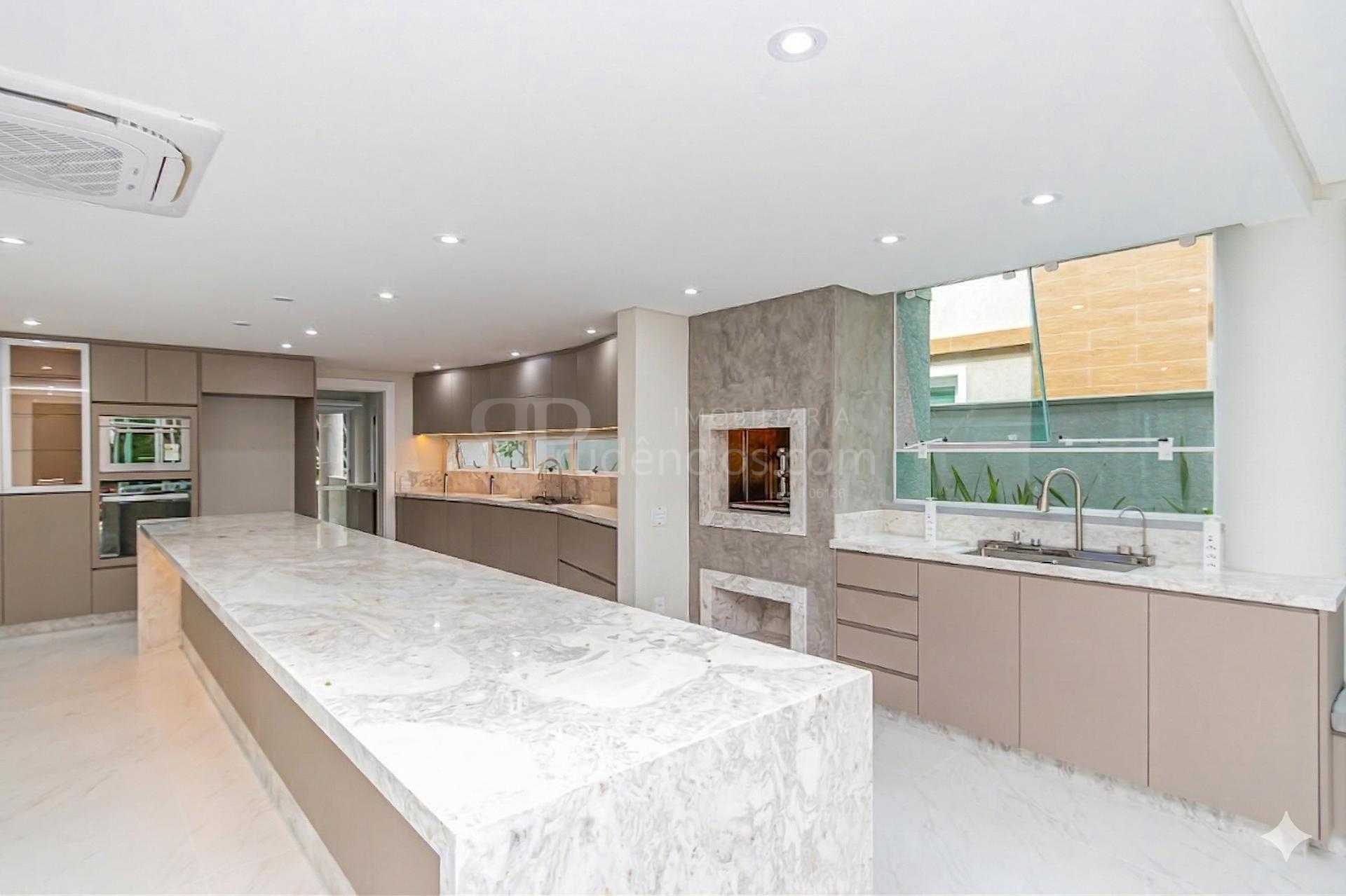 Ch?cara de 44.000 m  Pr?xima a Curitiba ? Casa Sede, ?rea Gour...