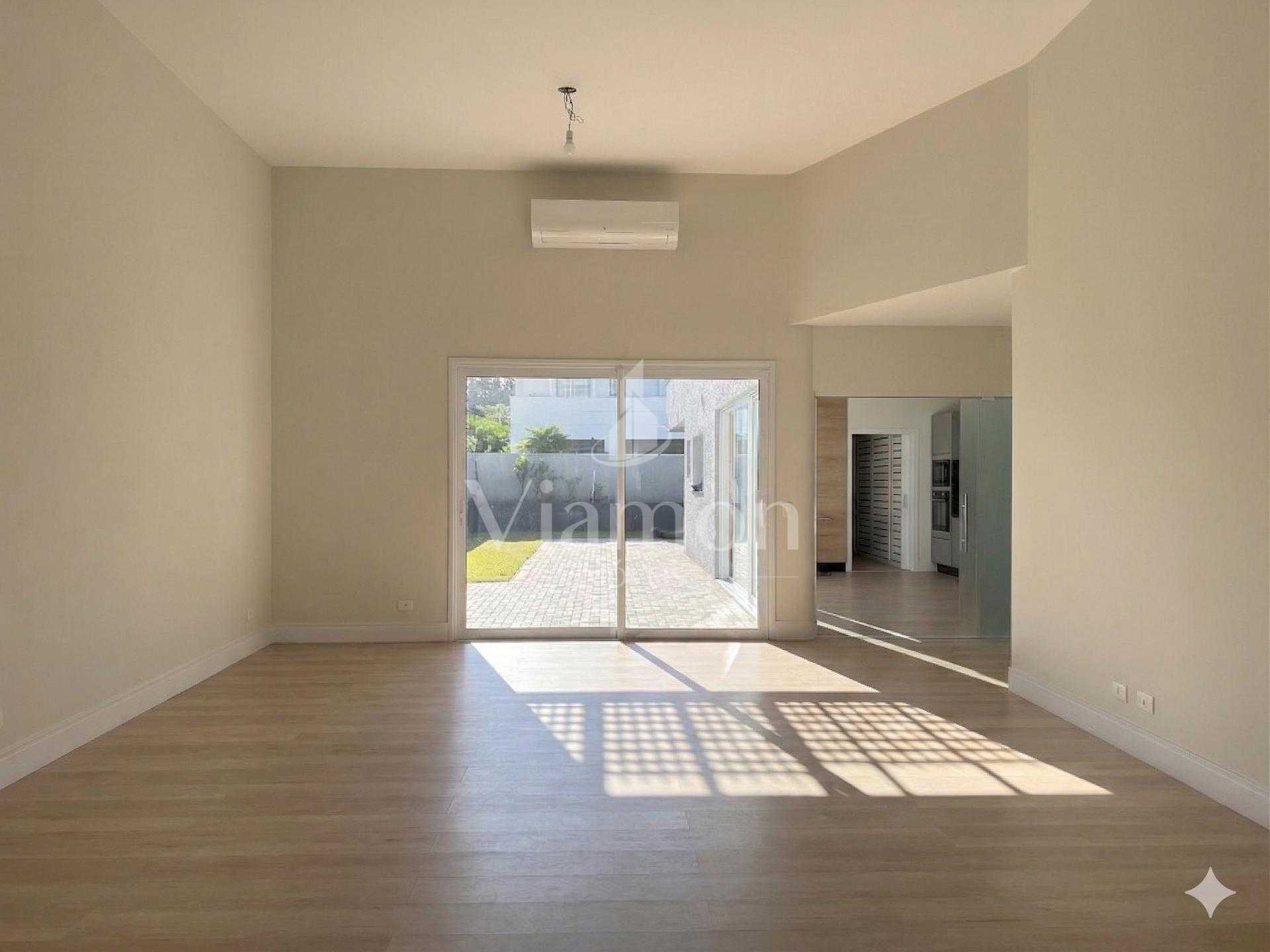 Casa térrea à venda, Alphaville Pinheiros, PINHAIS - PR