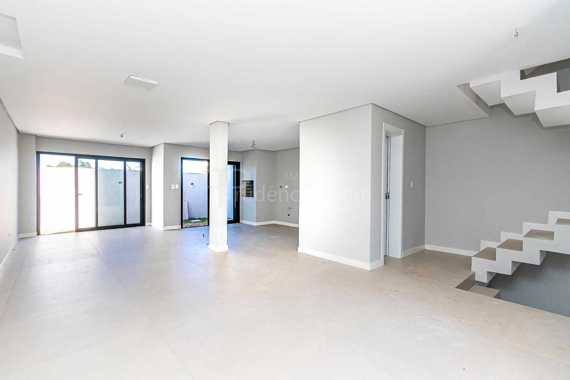 Casa em Condominio clube com pisicina aquecida no Santa Candida