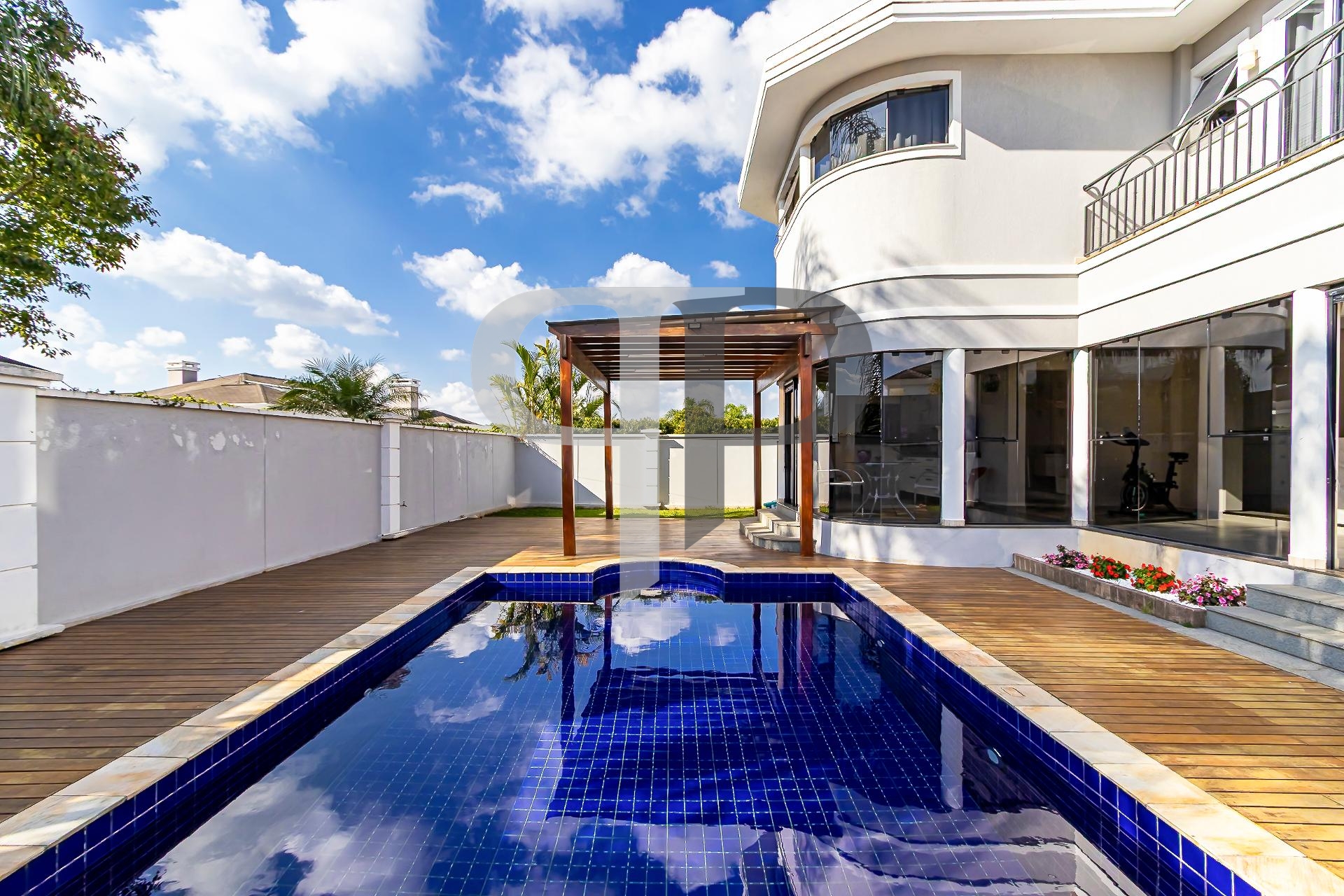 Casa com 4 suítes e piscina à venda, 453m2, Alphaville Gracios...