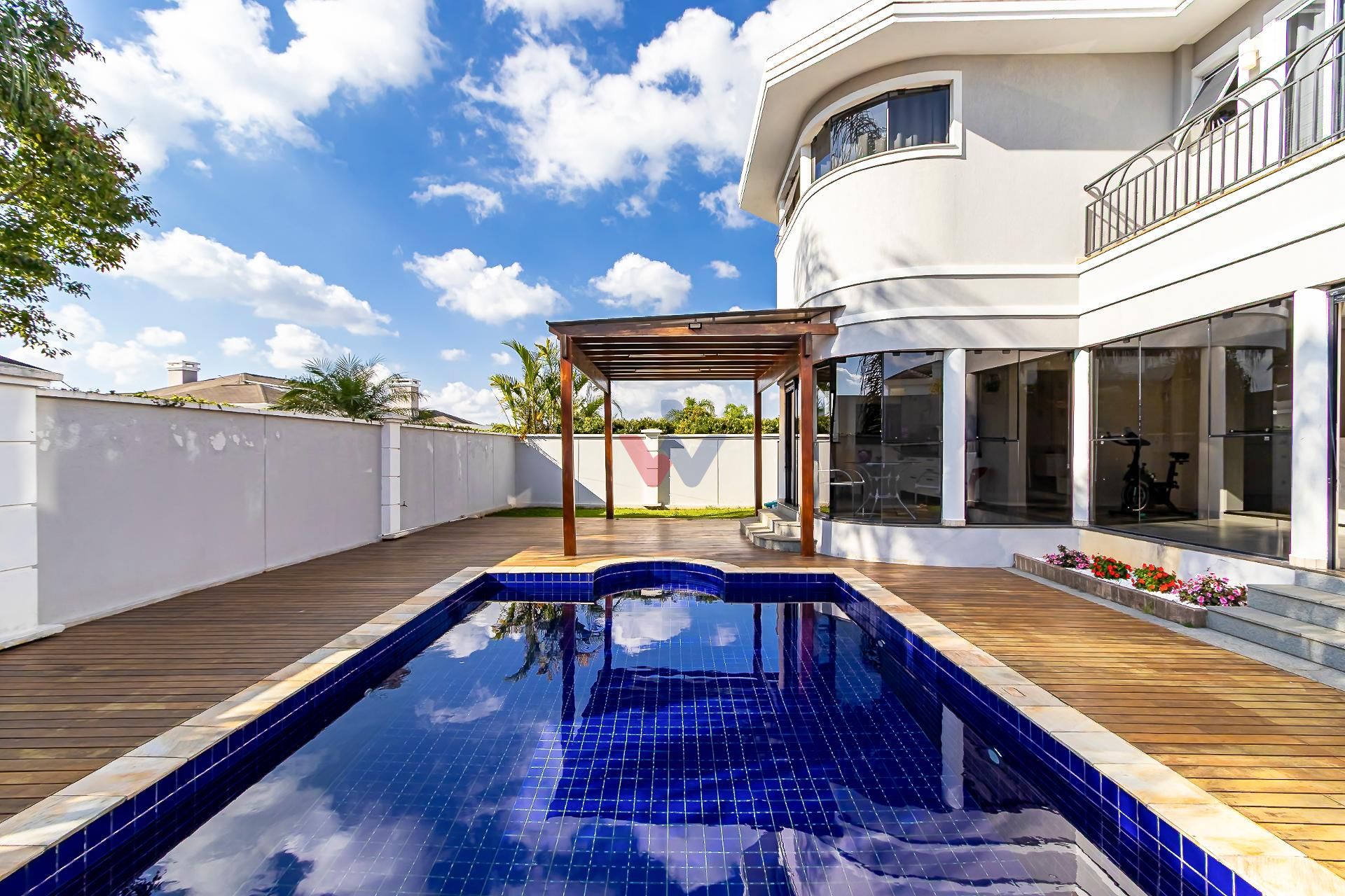 Casa com 4 suítes e piscina à venda, 453m2, Alphaville Gracios...